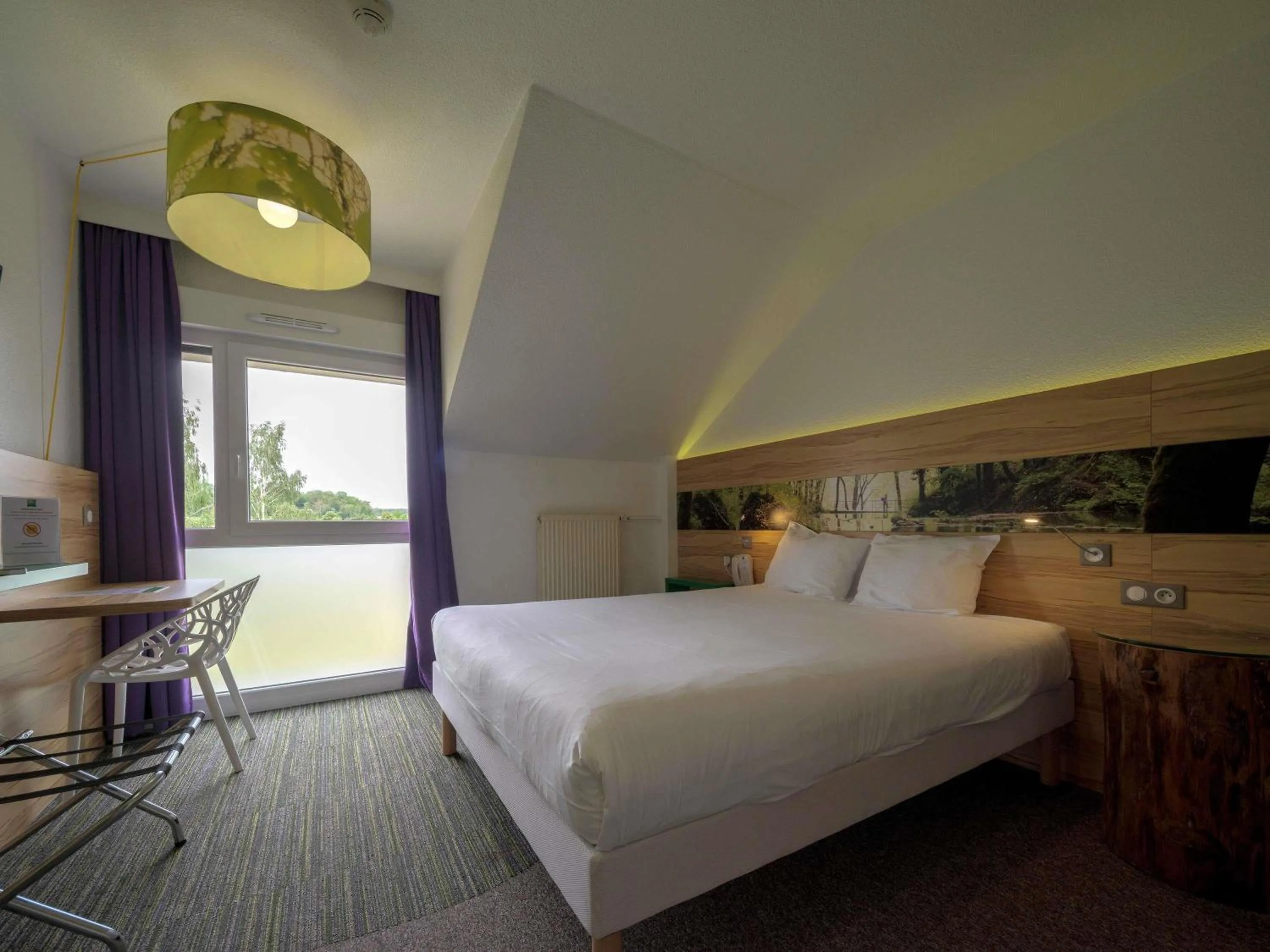 Bedroom, Bed in ibis Styles Sarrebourg