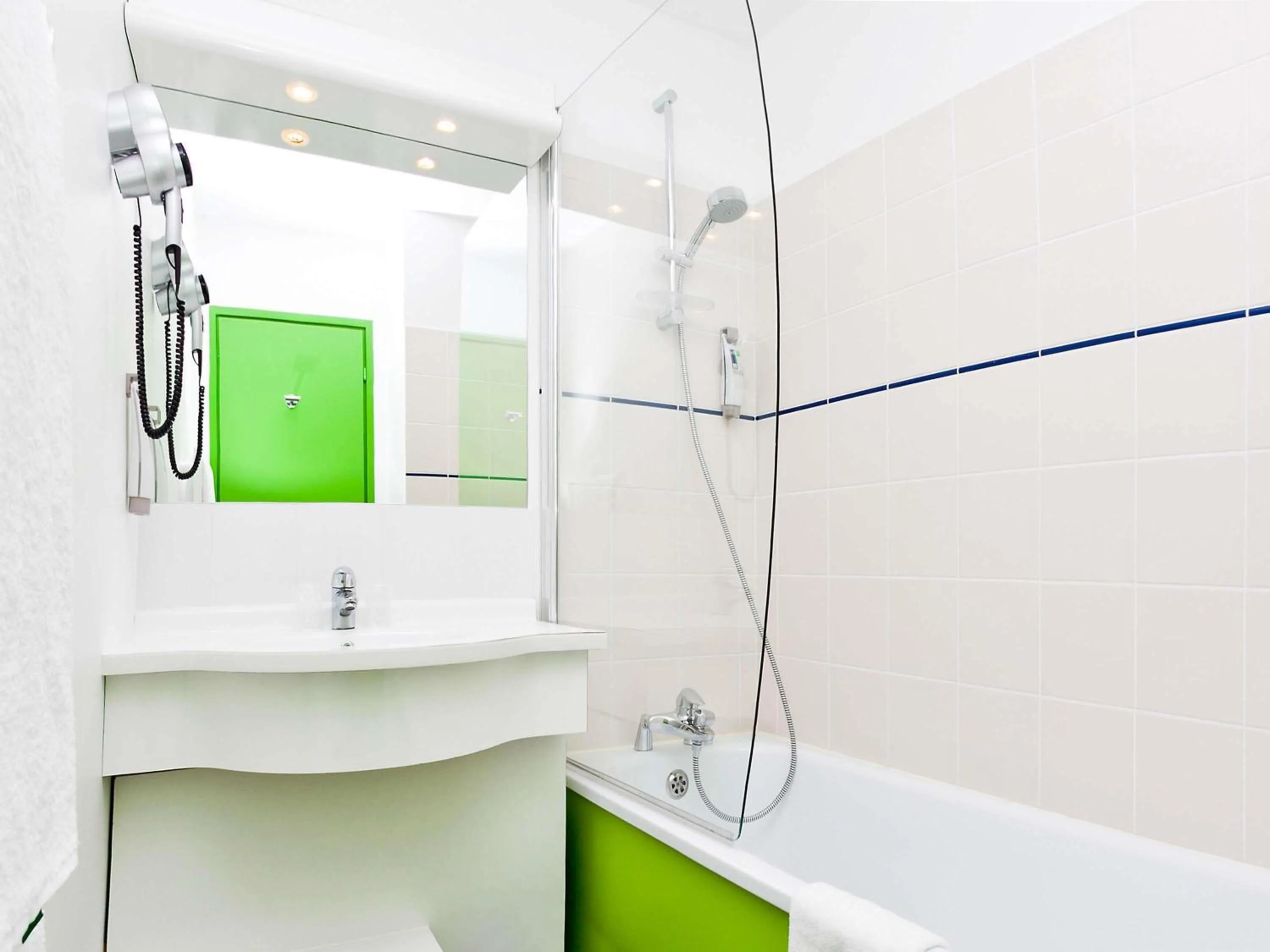 Bedroom in ibis Styles Sarrebourg