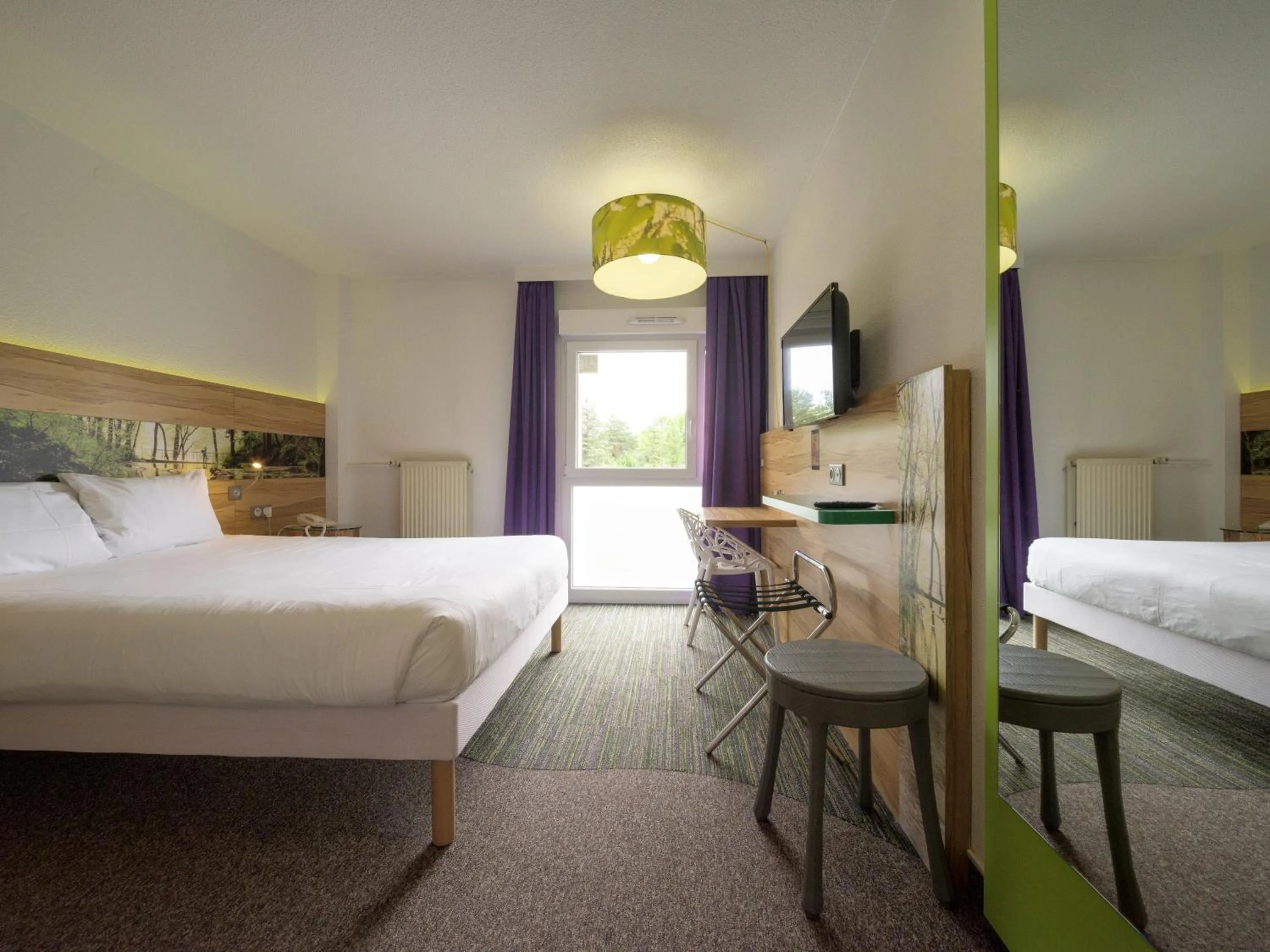 Photo of the whole room, Bed in ibis Styles Sarrebourg