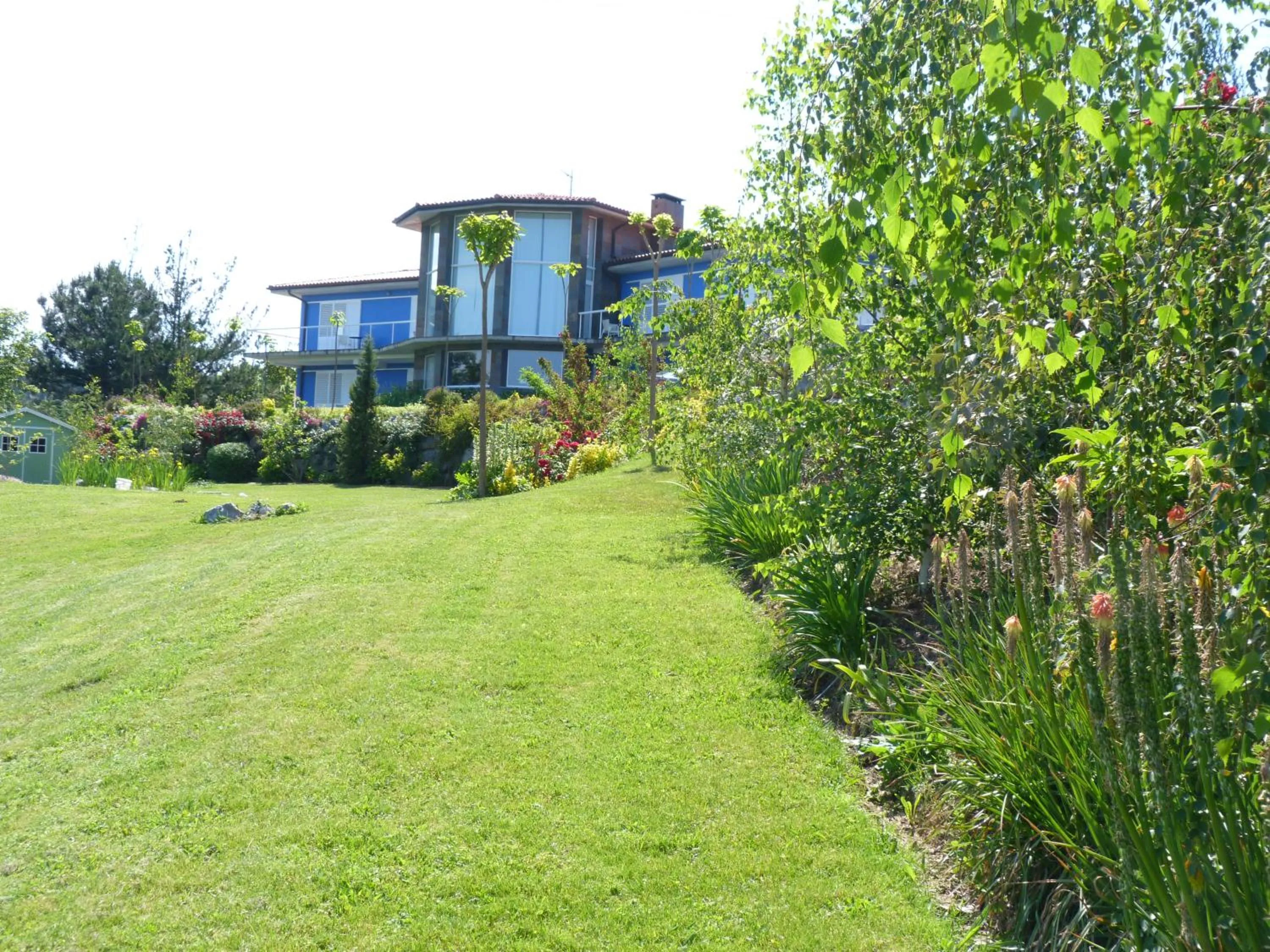 Property building in Hotel Garazar