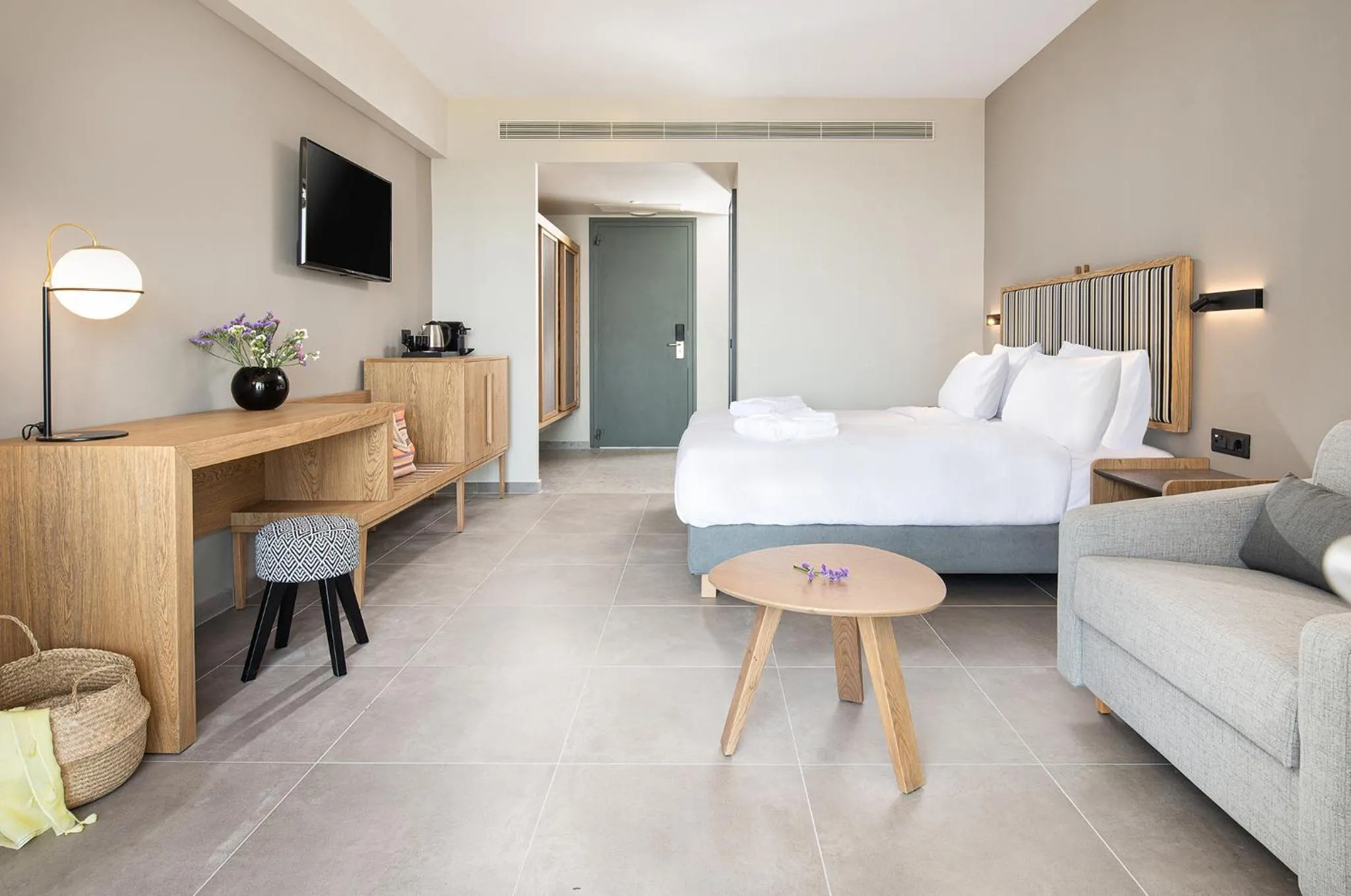 Bed in Portes Lithos Luxury Resort