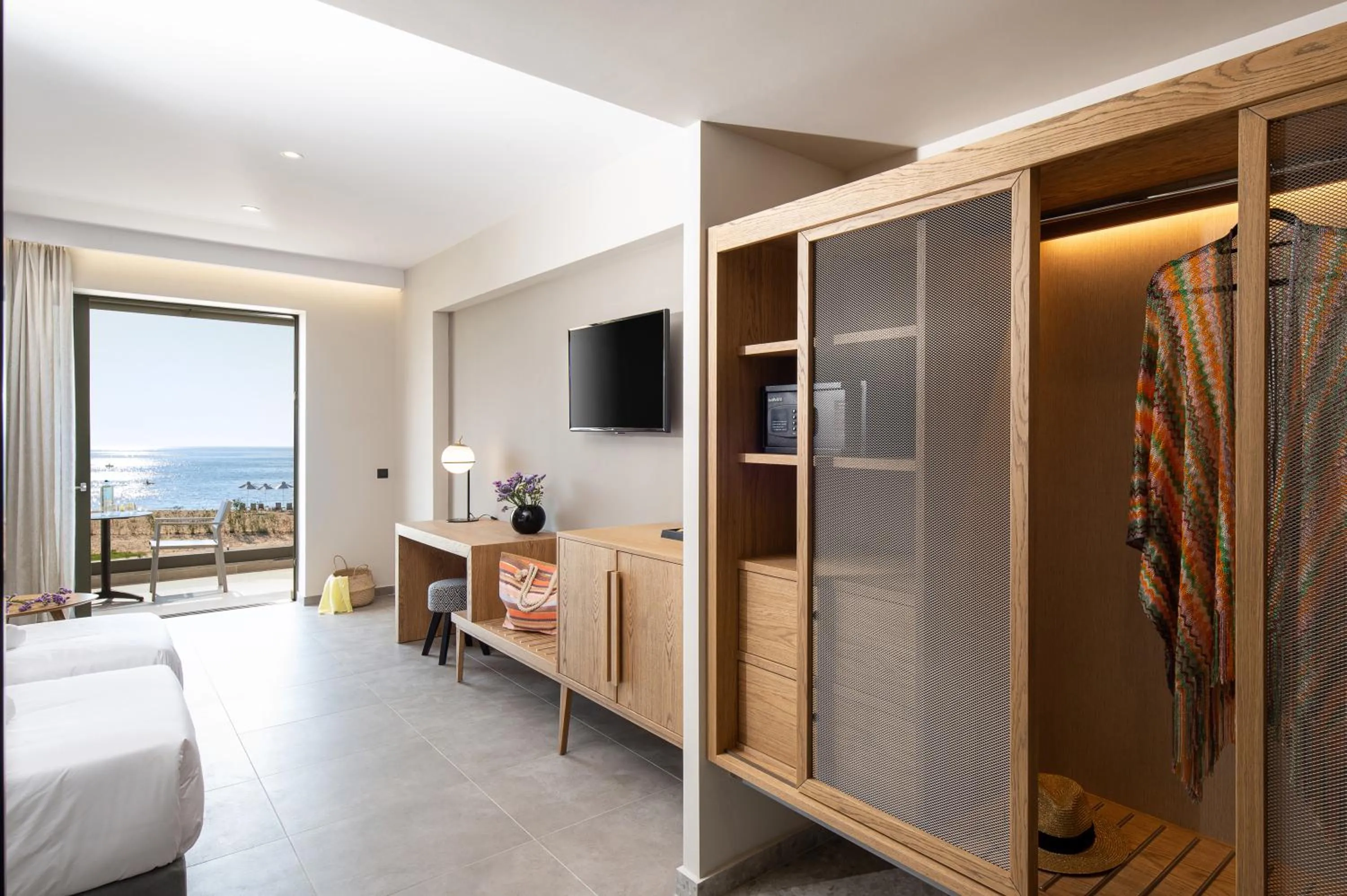 Sea view, Bed in Portes Lithos Luxury Resort