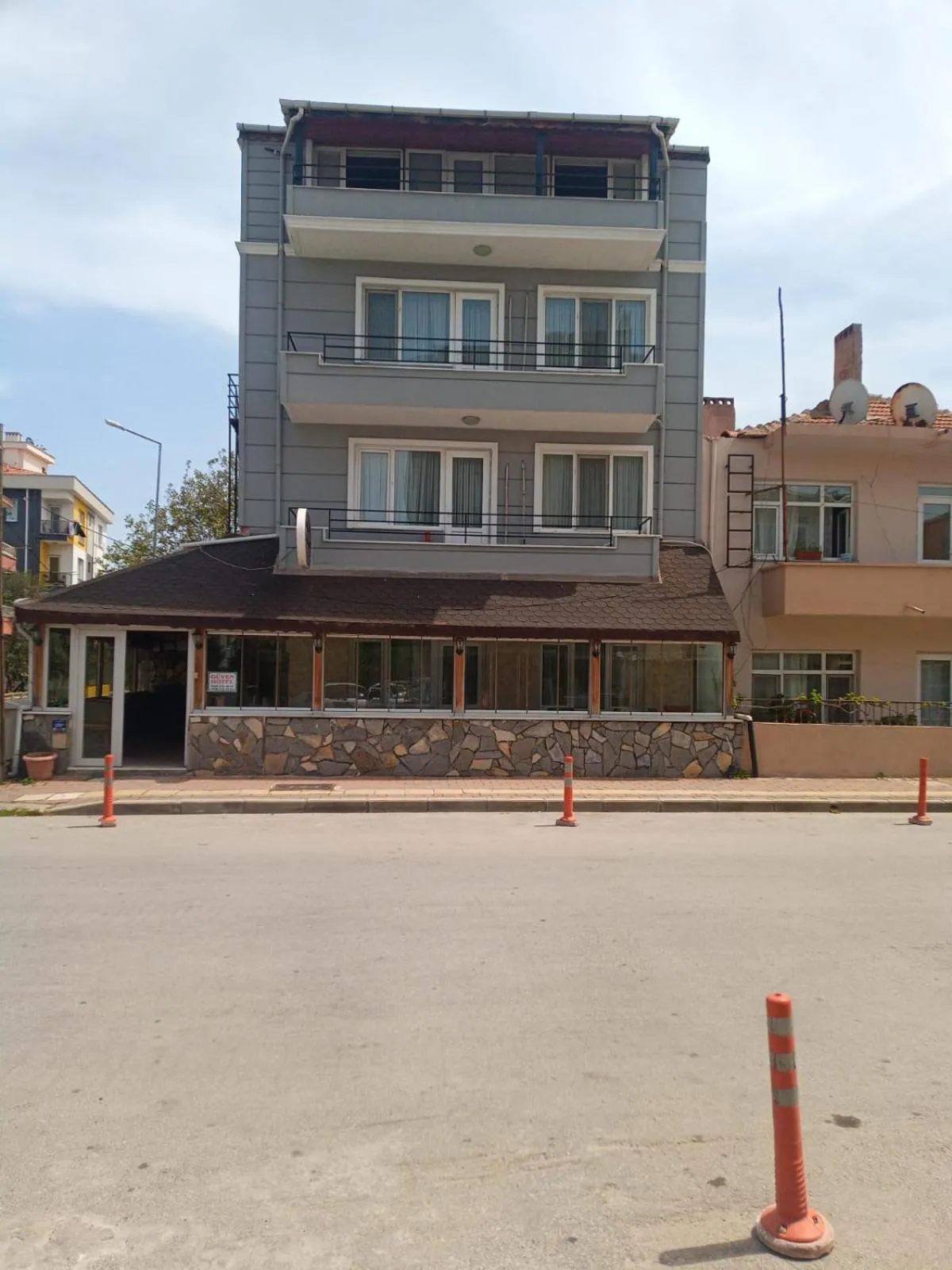 GÜVEN HOTEL