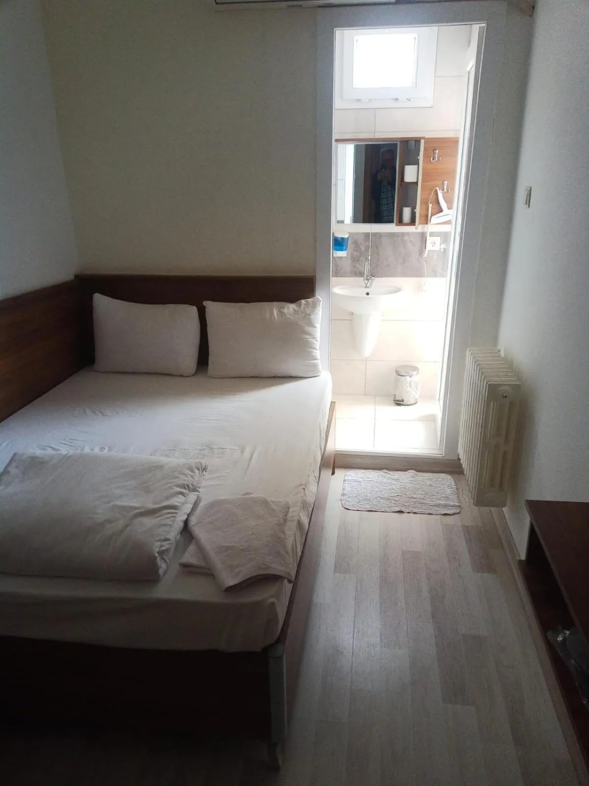 Bed in GÜVEN HOTEL
