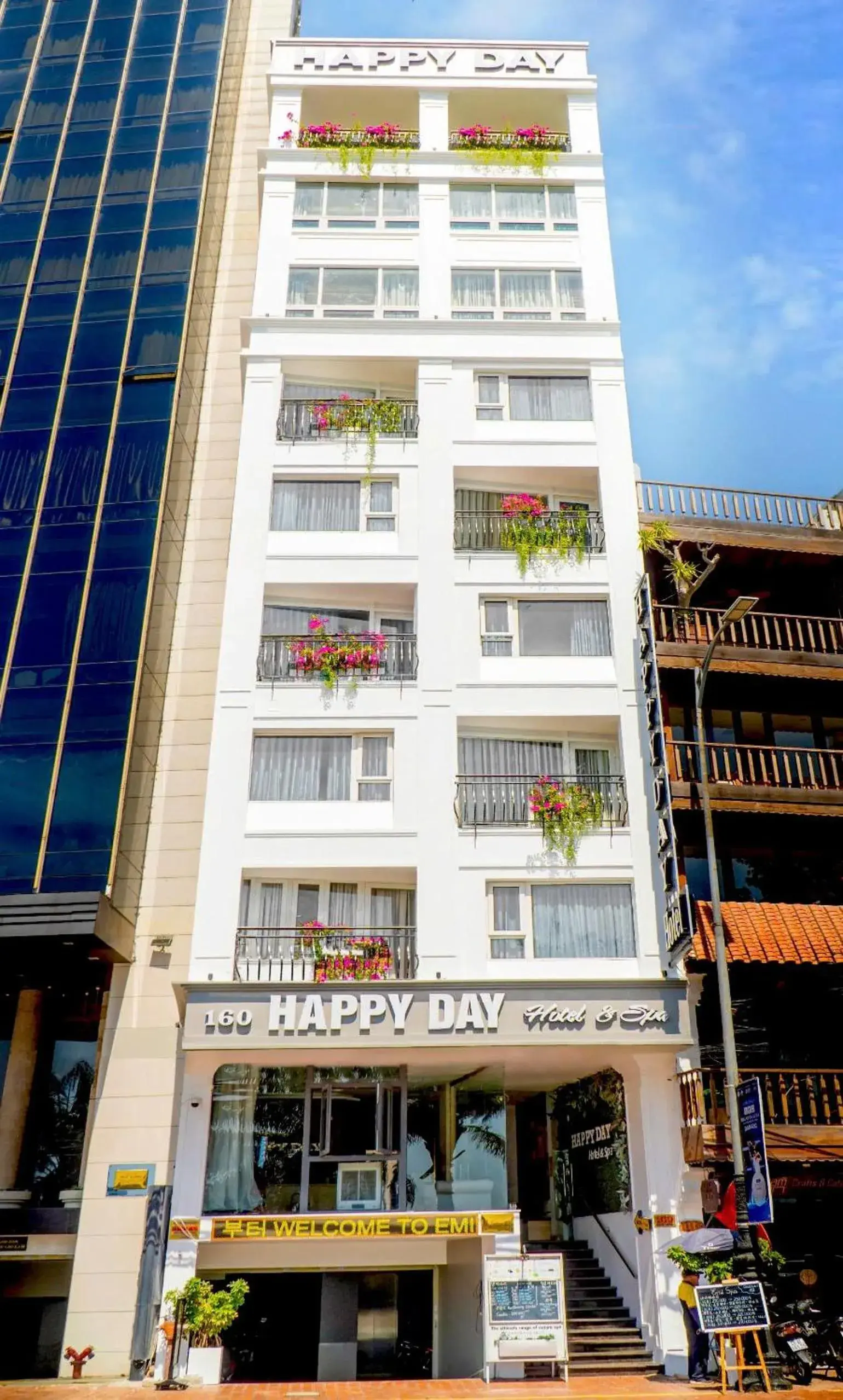 Property building in Happy Day Riverside Hotel & Spa Danang Property building in Happy Day Riverside Hotel & Spa Danang