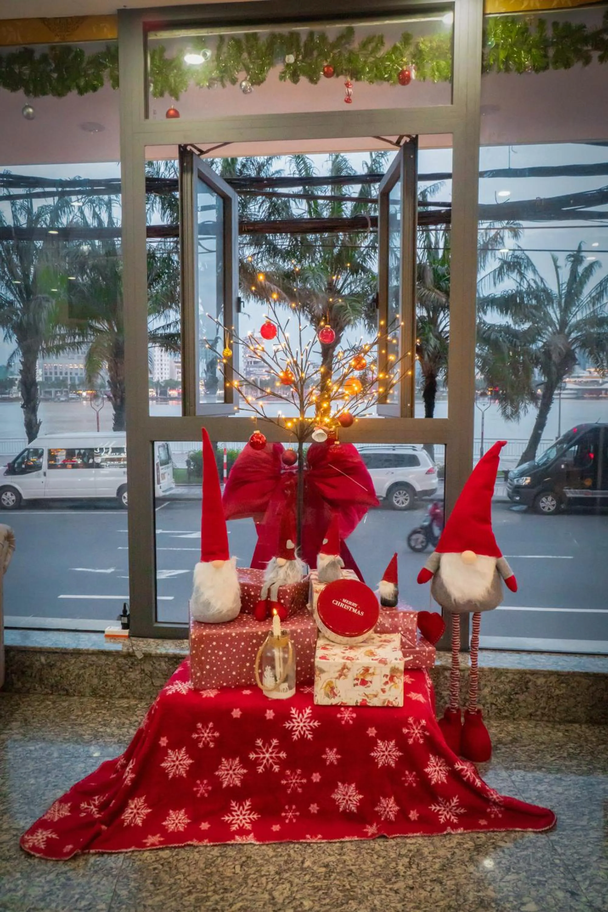 Decorative detail in Happy Day Riverside Hotel & Spa Danang