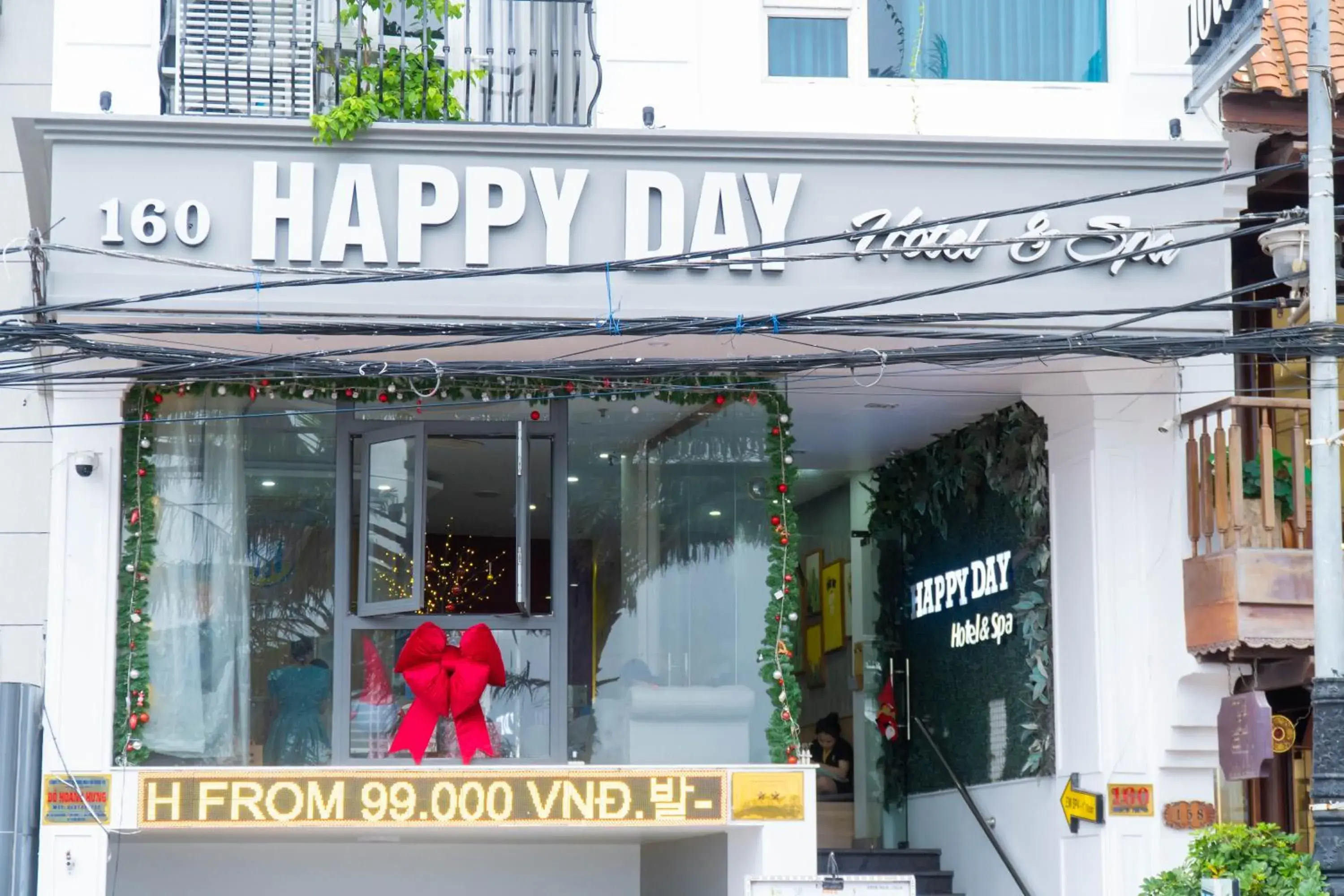 Property building in Happy Day Riverside Hotel & Spa Danang Property building in Happy Day Riverside Hotel & Spa Danang