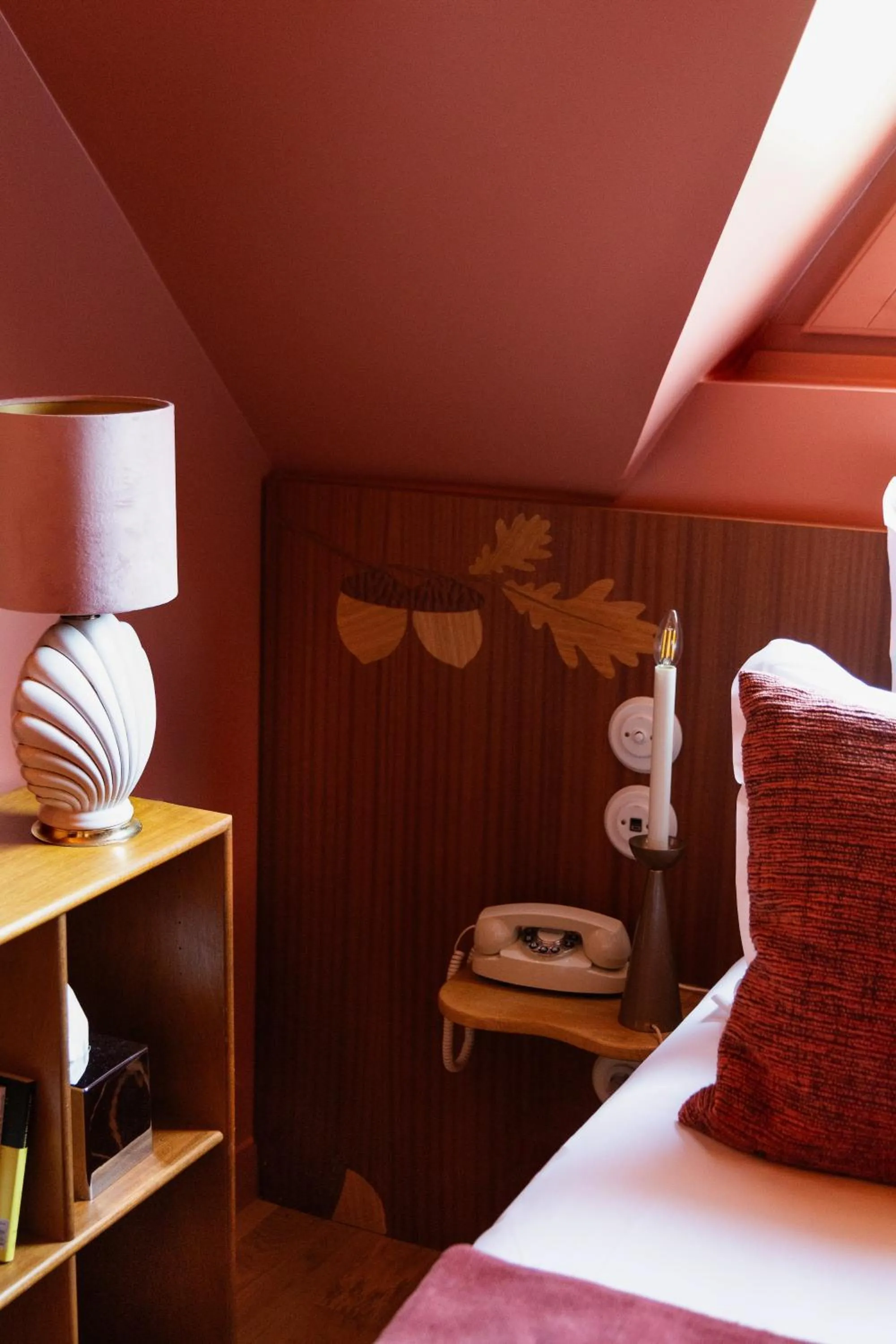 Decorative detail, Bed in La Folie Barbizon