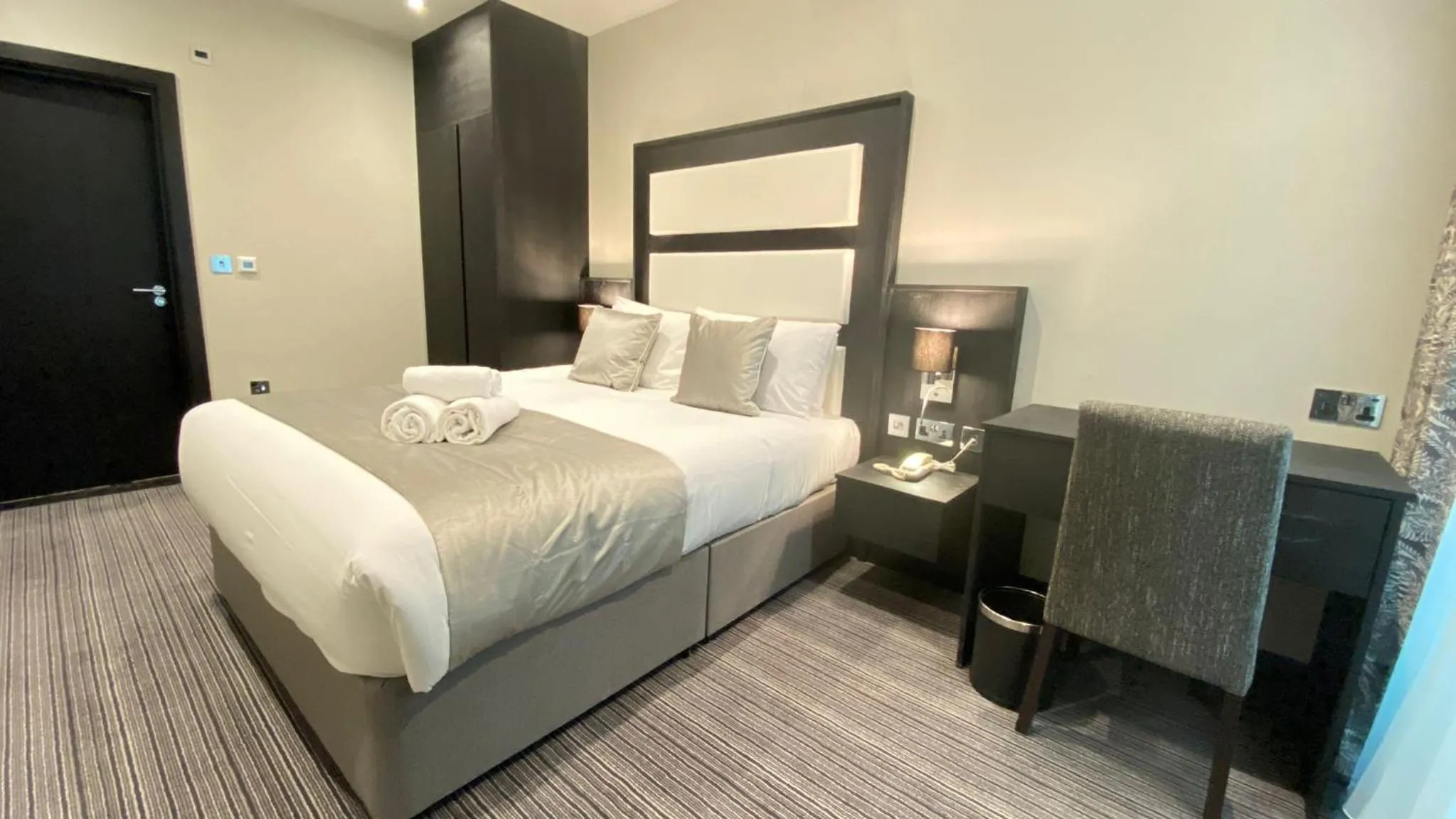 Bed in Hatton Garden Hotel