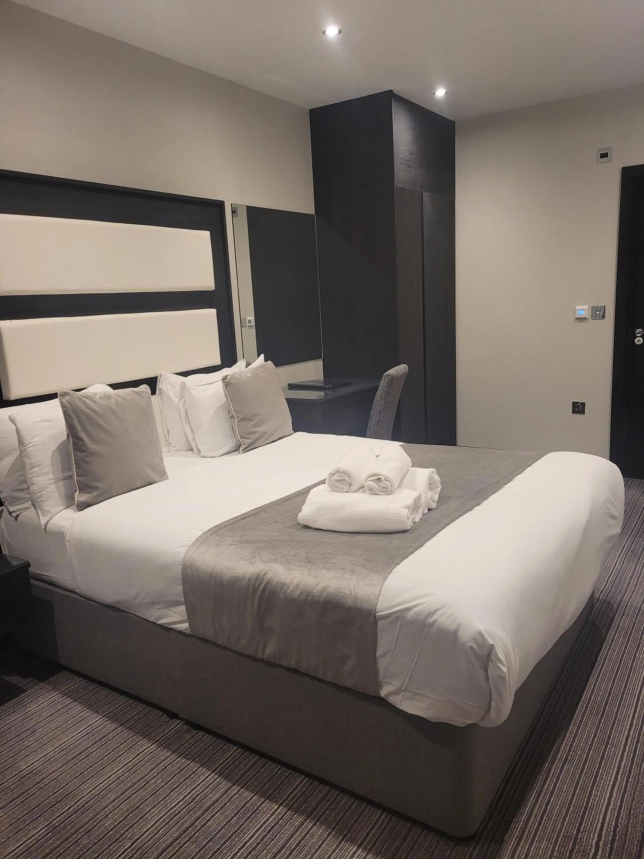 Bedroom, Bed in Hatton Garden Hotel