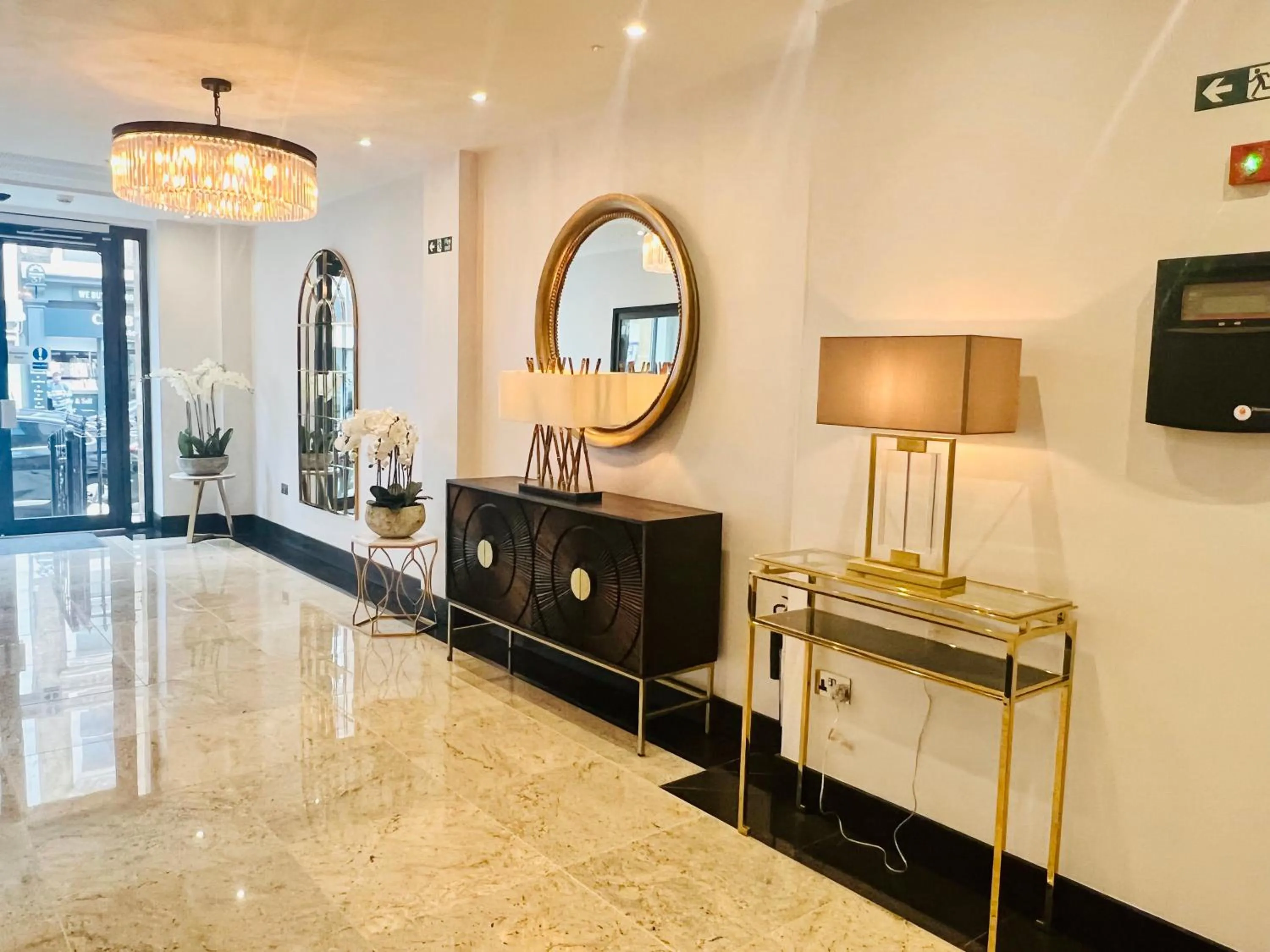 Lobby or reception in Hatton Garden Hotel
