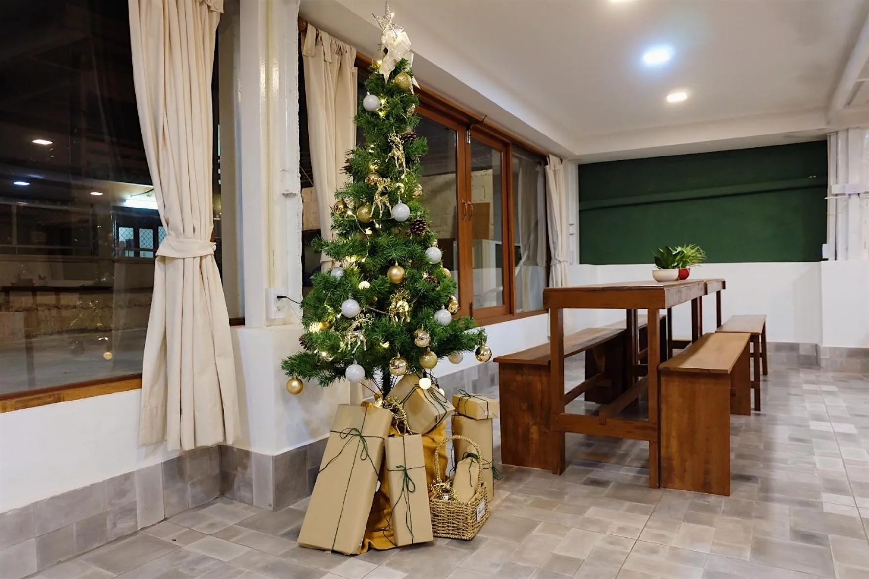 Restaurant/places to eat in Barn Laos Hostel