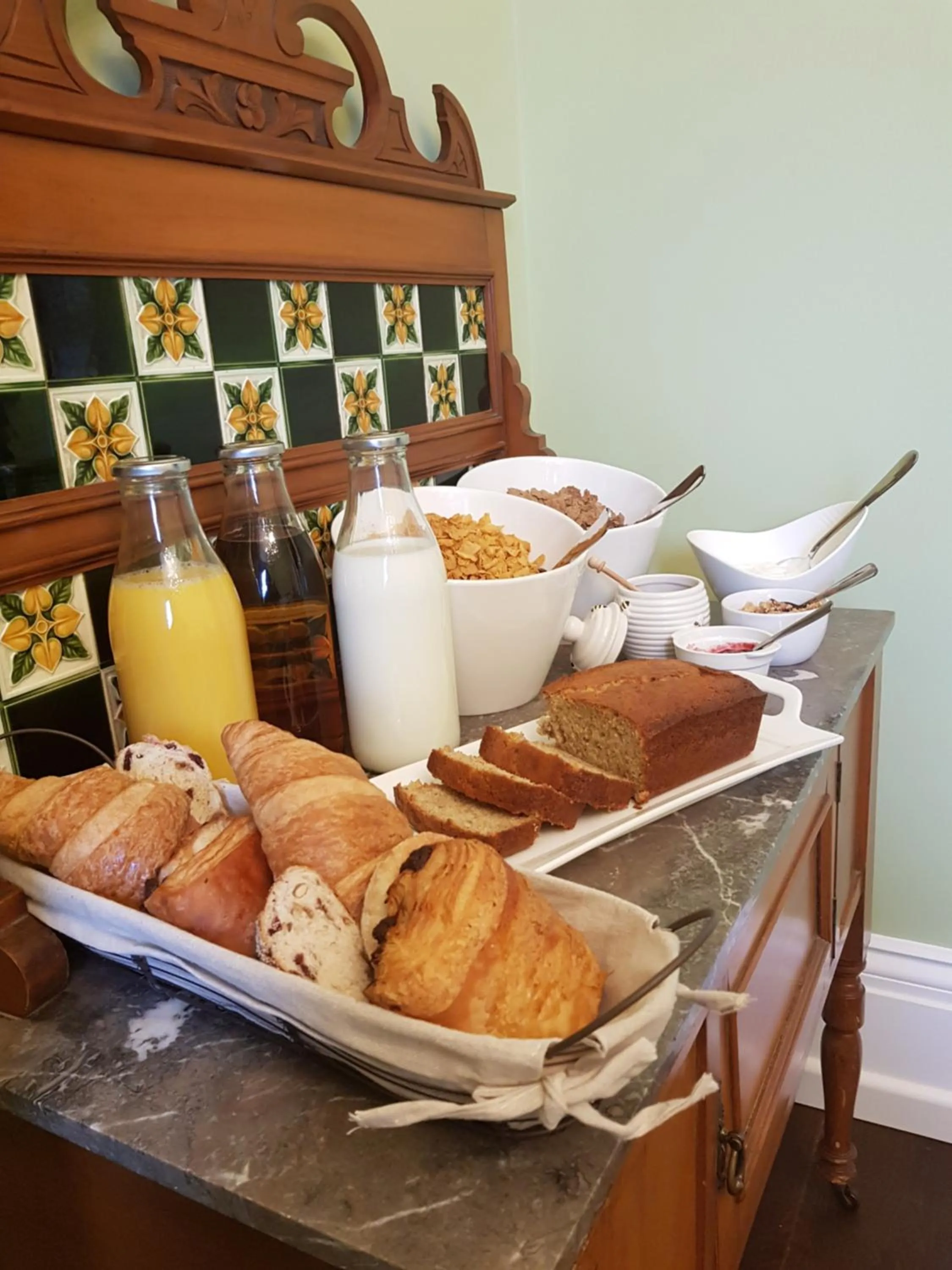 Breakfast in The Portland Guesthouse