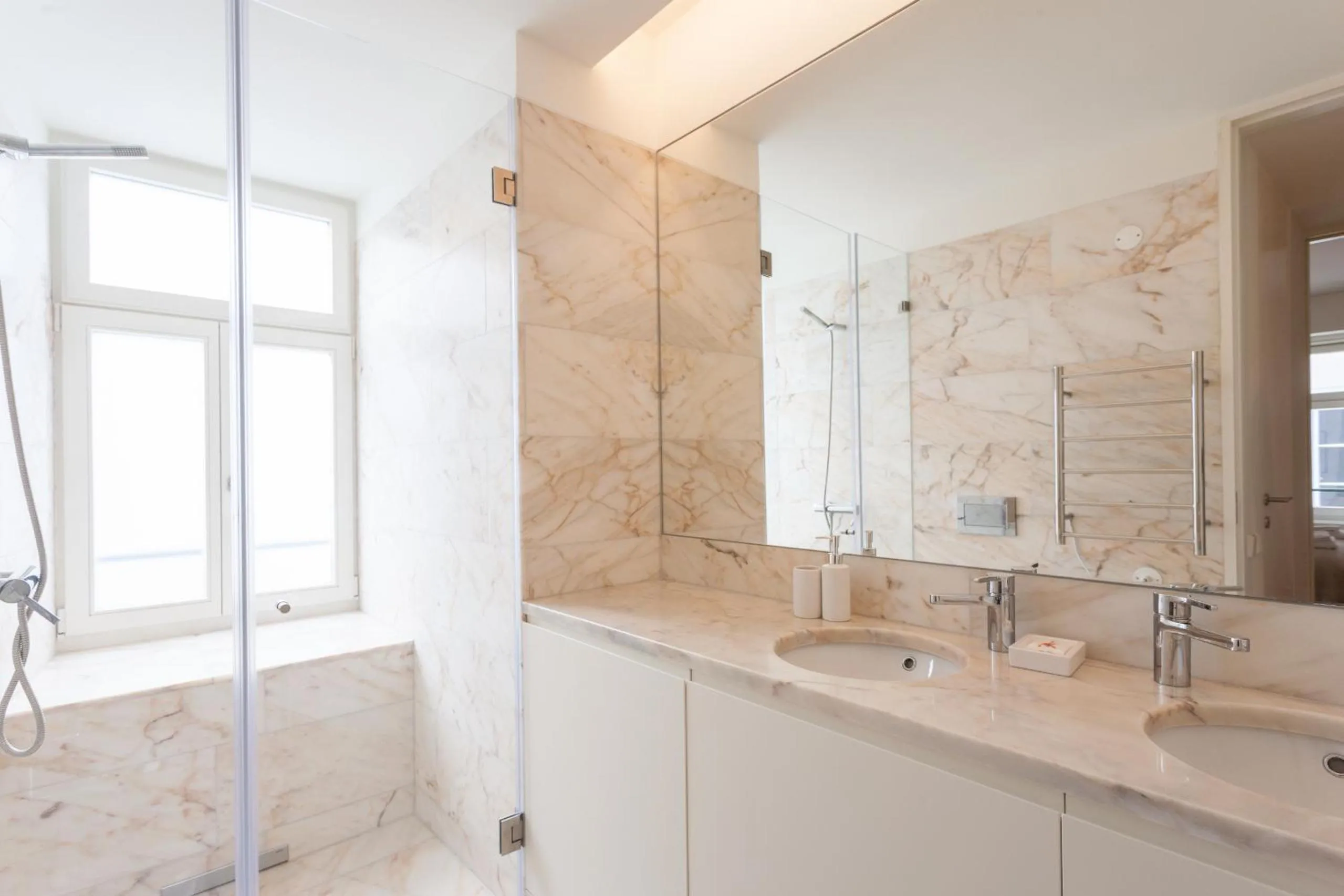Bathroom in FLH Chiado Central Flat