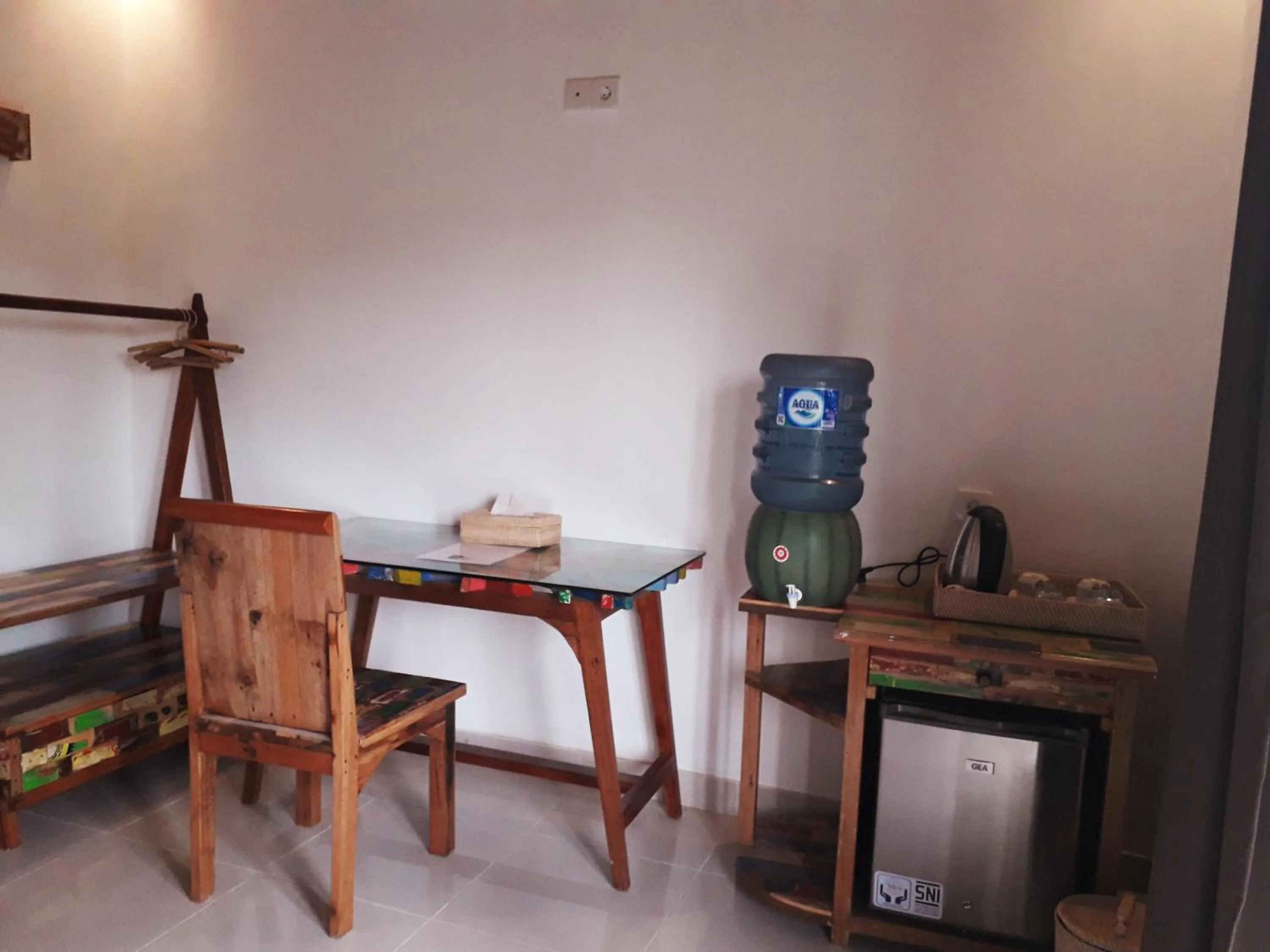 Restaurant/places to eat in Galang hari villa