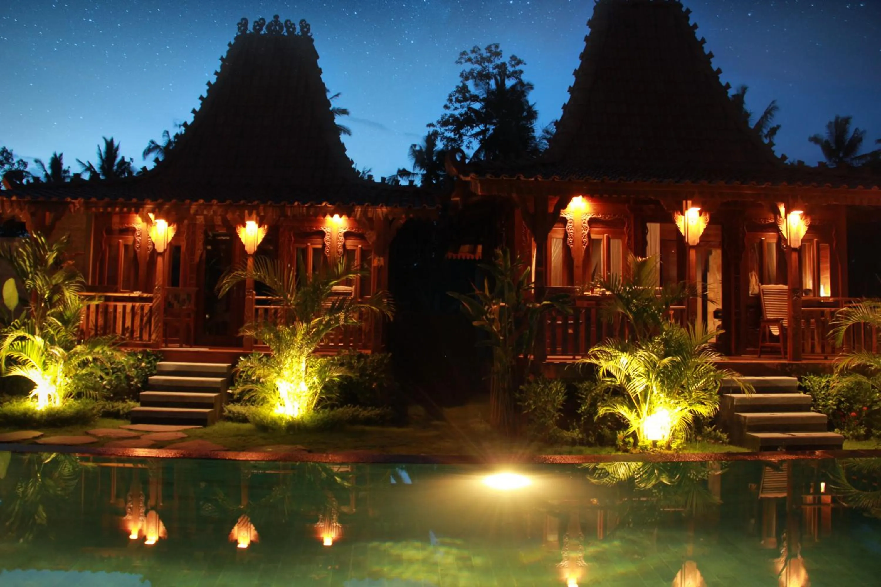 Evening entertainment in Galang hari villa