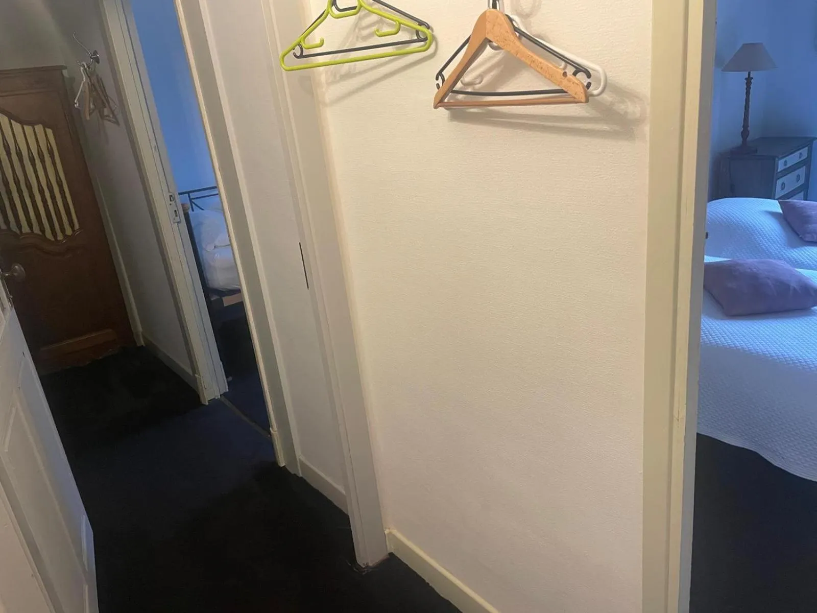 Photo of the whole room, Bed in Residence le Petit Paradis