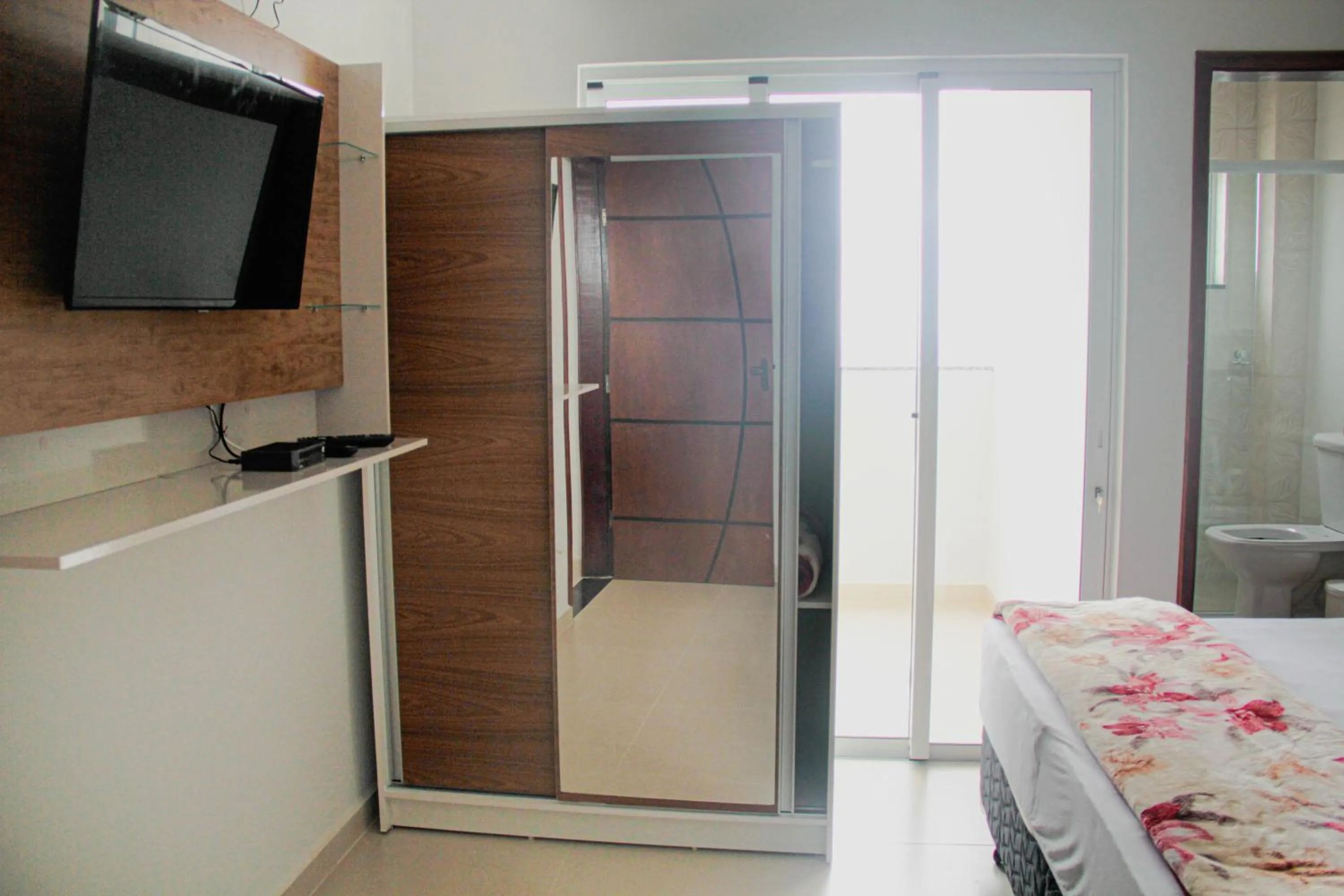 TV and multimedia in Souza Reis Apart - Unidade 1