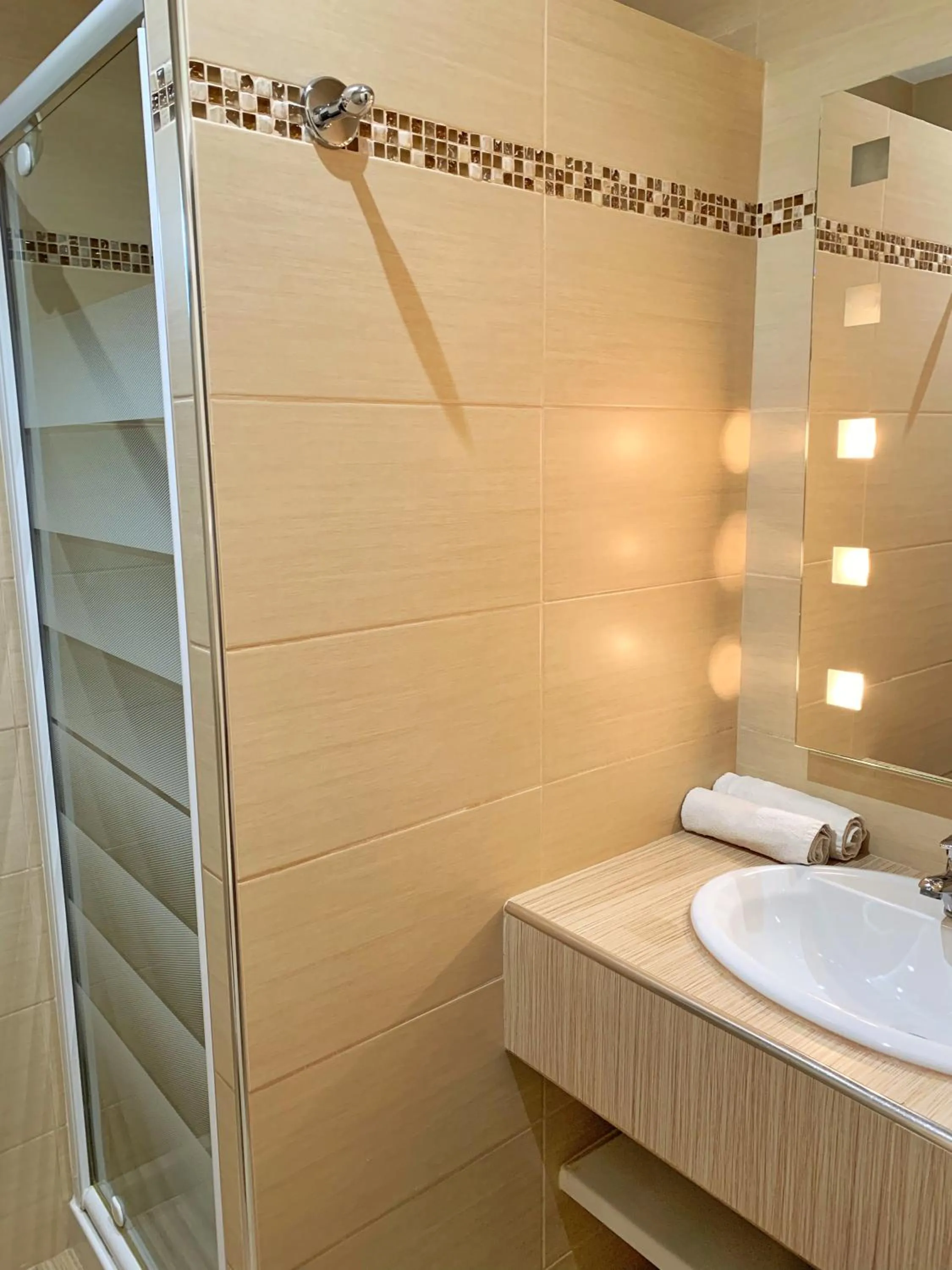 Bathroom in Hôtel Beau Soleil