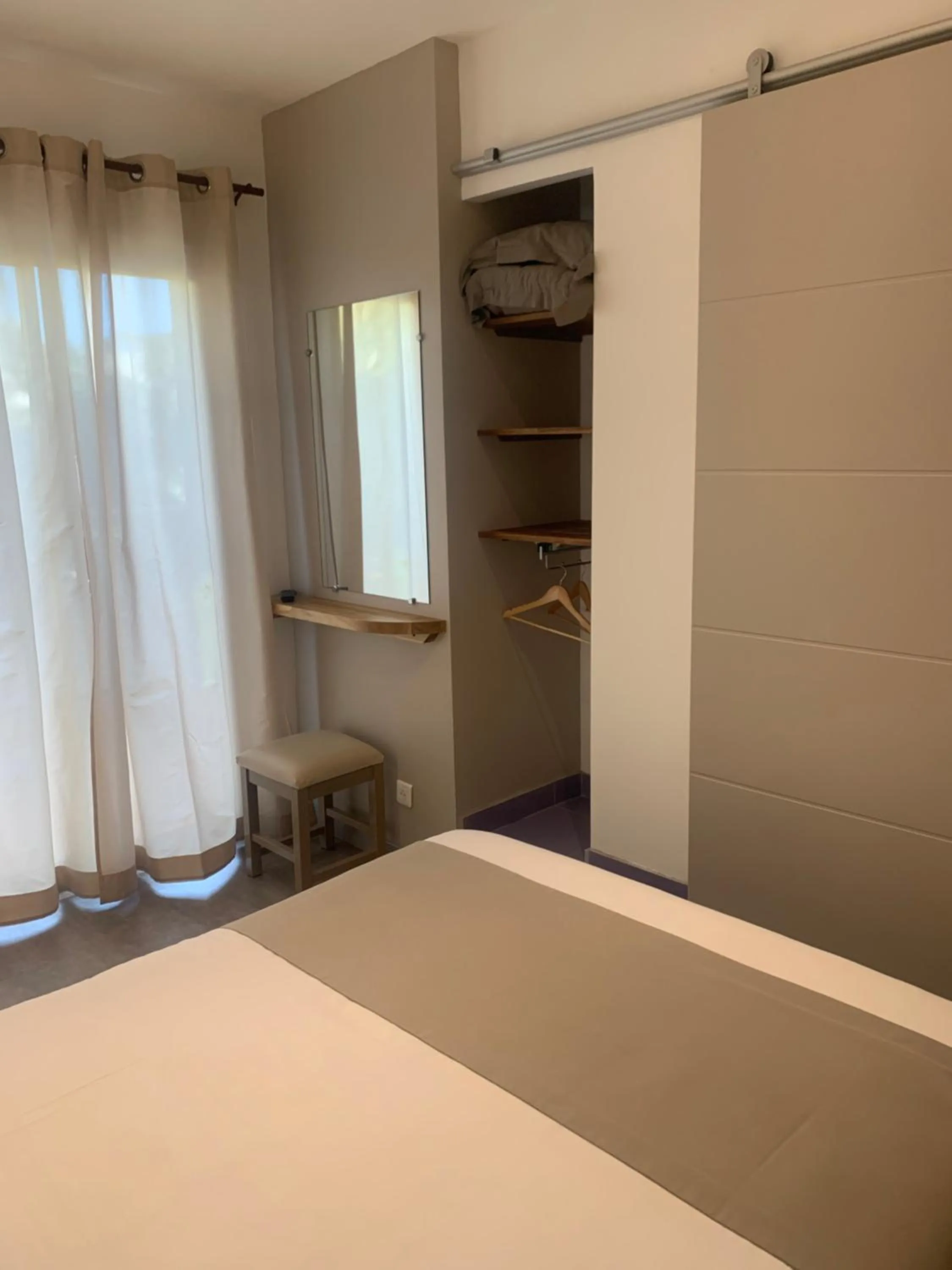 Bed in Hôtel Beau Soleil