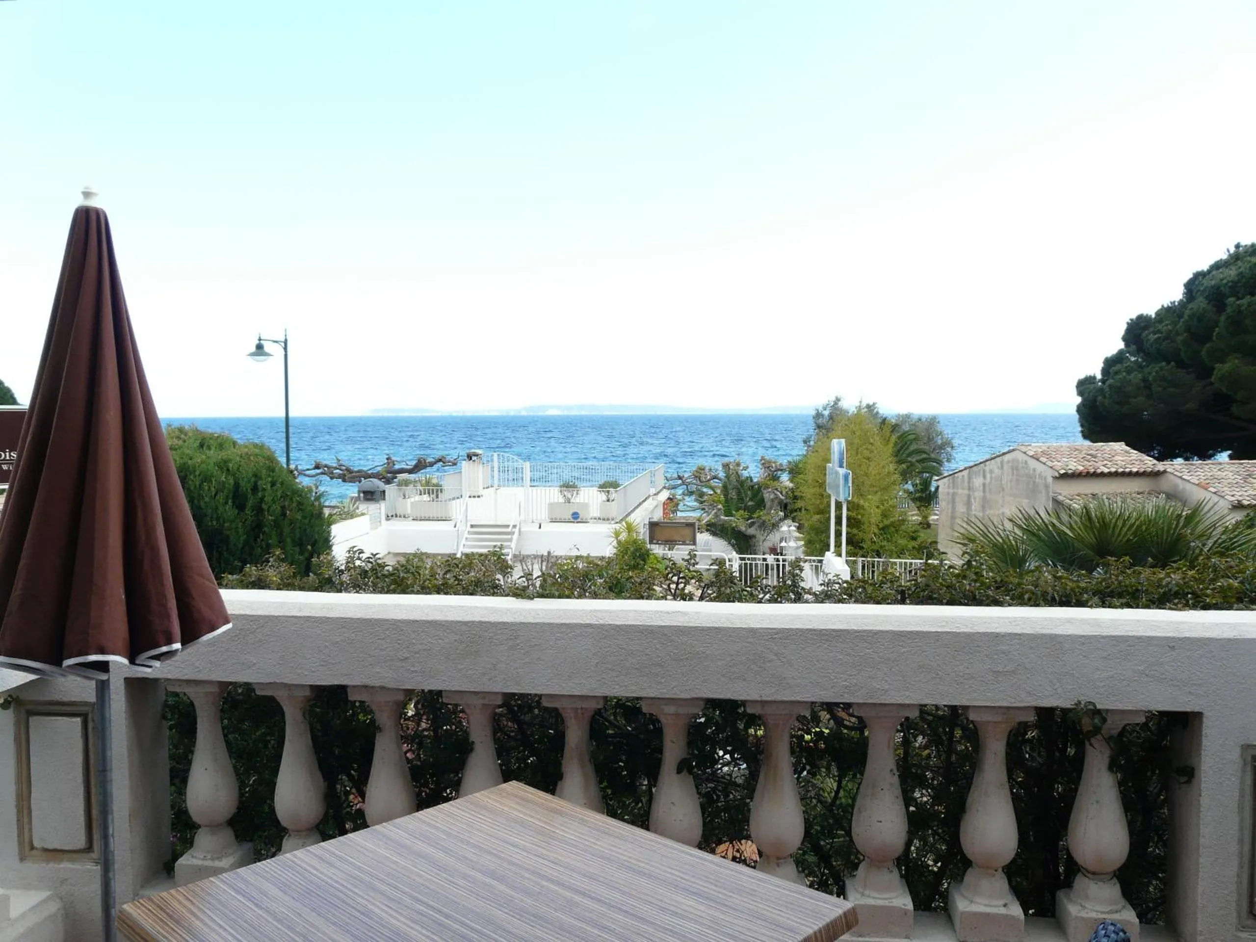 Day in Hôtel Beau Soleil