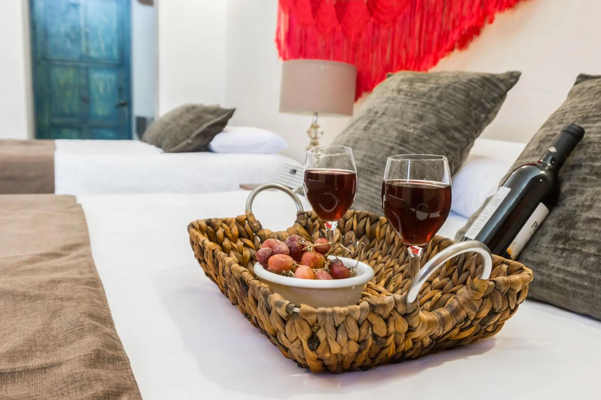 Food and drinks in Waye Valladolid Centro - Sustainable, Authentic Experiences & Pet Friendly Boutique Hotel