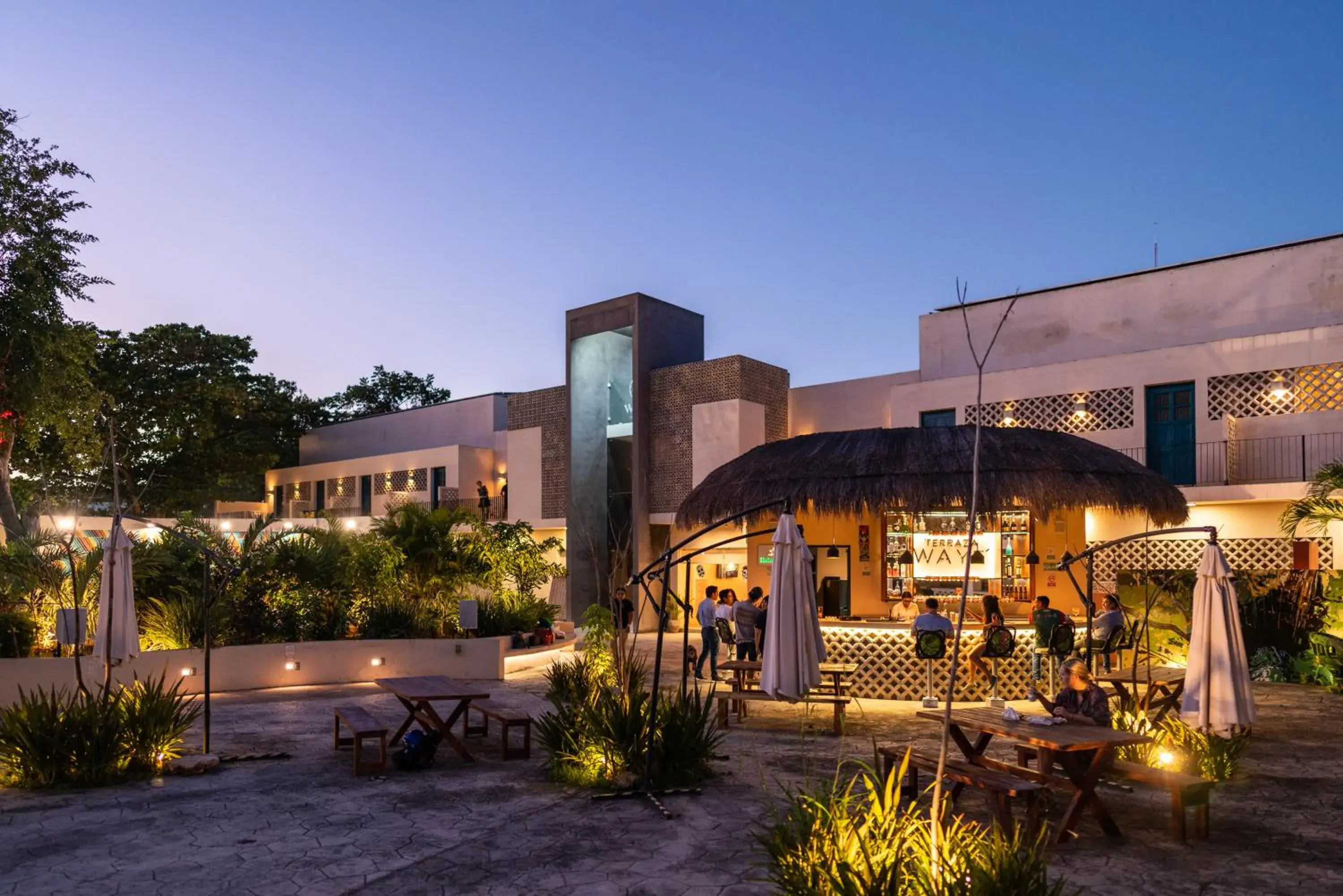 Property building in Waye Valladolid Centro - Sustainable, Authentic Experiences & Pet Friendly Boutique Hotel Property building in Waye Valladolid Centro - Sustainable, Authentic Experiences & Pet Friendly Boutique Hotel