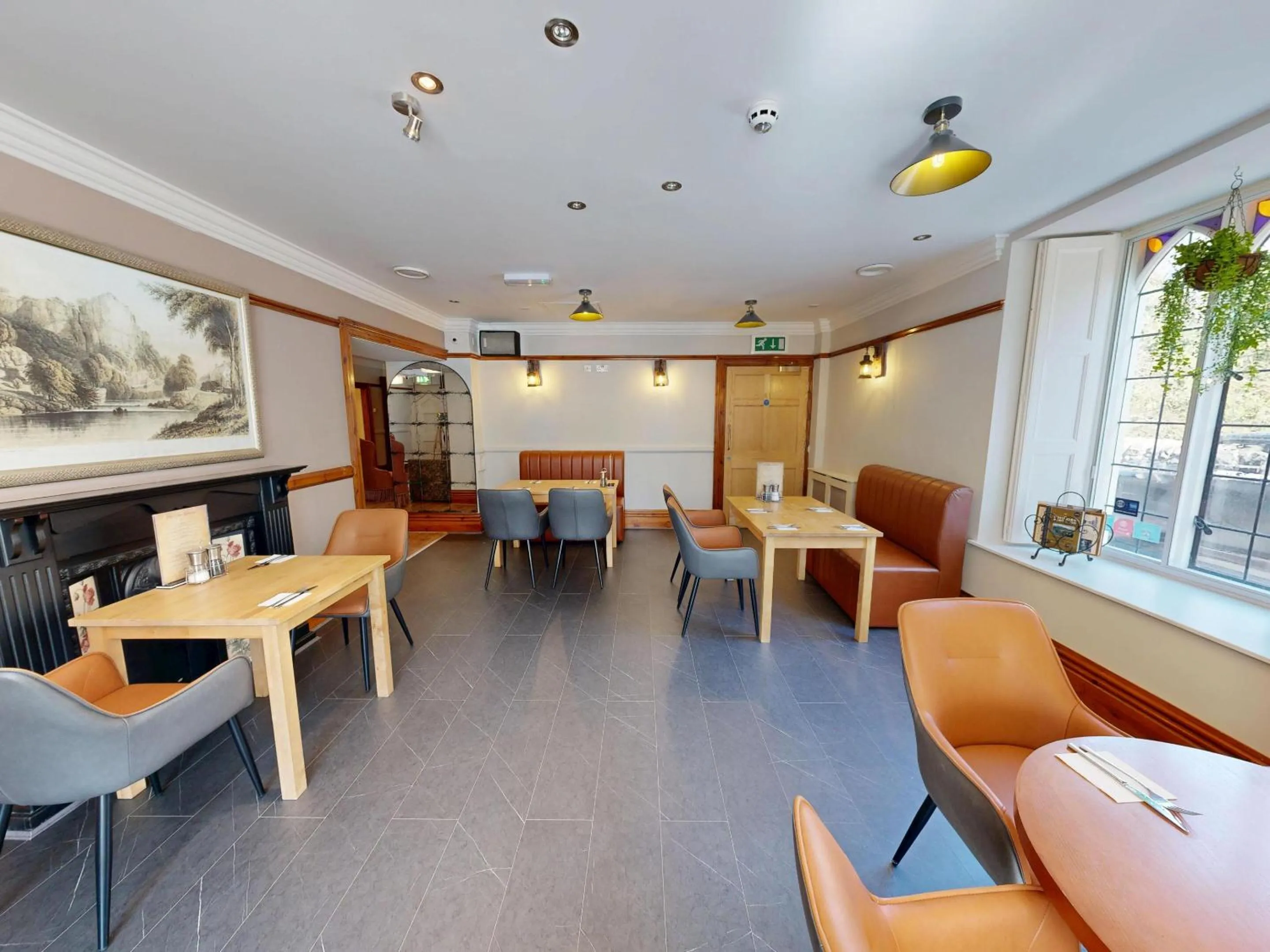 Dining area in High Tor Hotel
