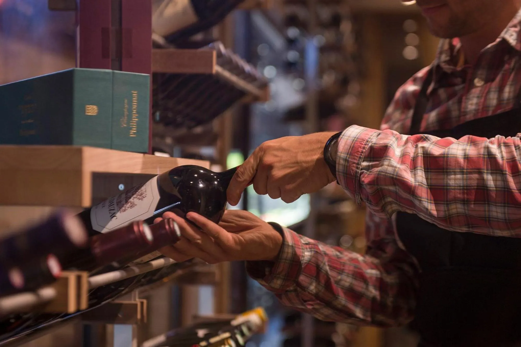 Lounge or bar in Les Gentianettes Hotel & Spa