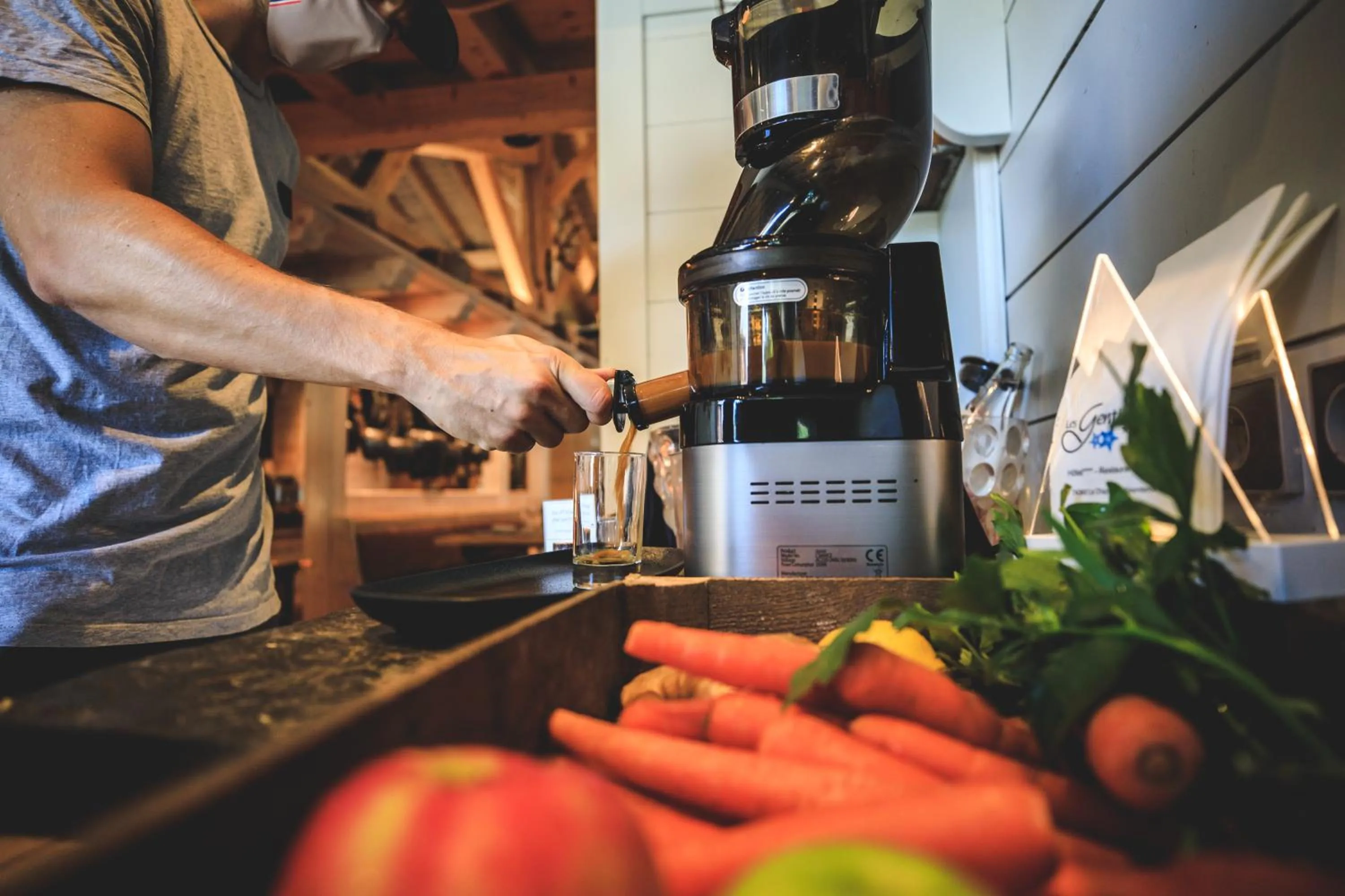 Food and drinks in Les Gentianettes Hotel & Spa