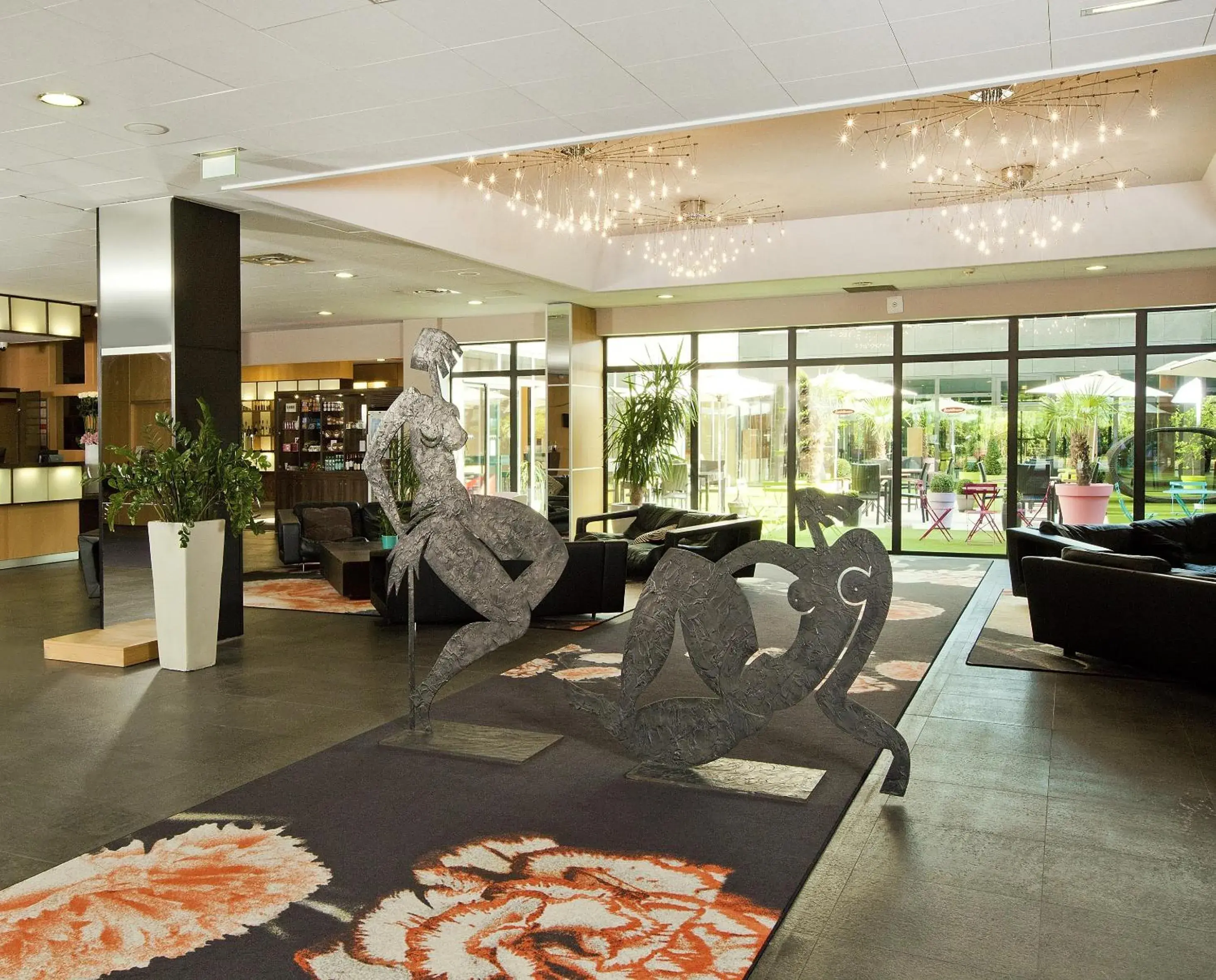 Lobby or reception in Residhome Suites Paris Sénart Lobby or reception in Residhome Suites Paris Sénart