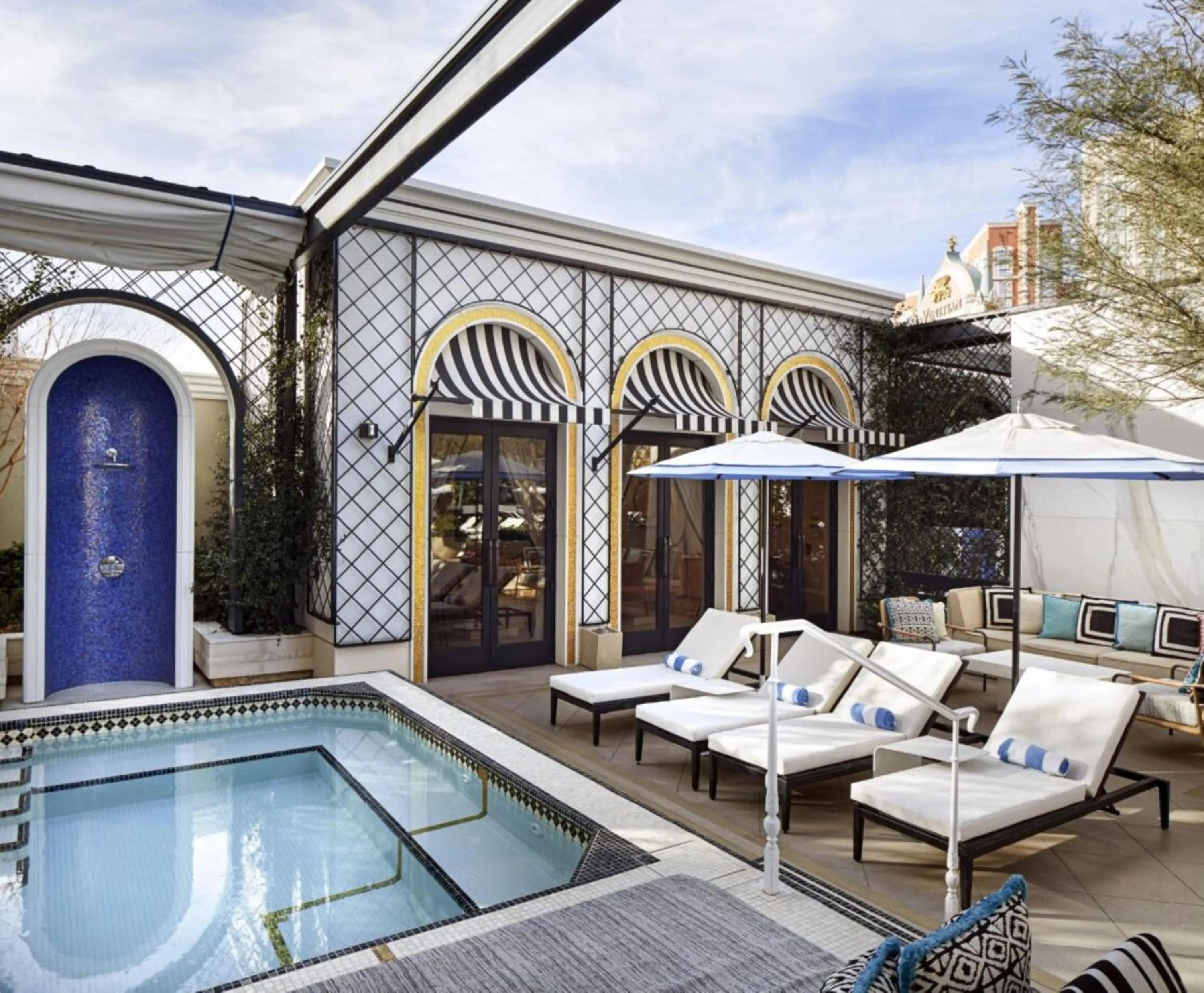 Swimming pool in The Venetian® Resort Las Vegas