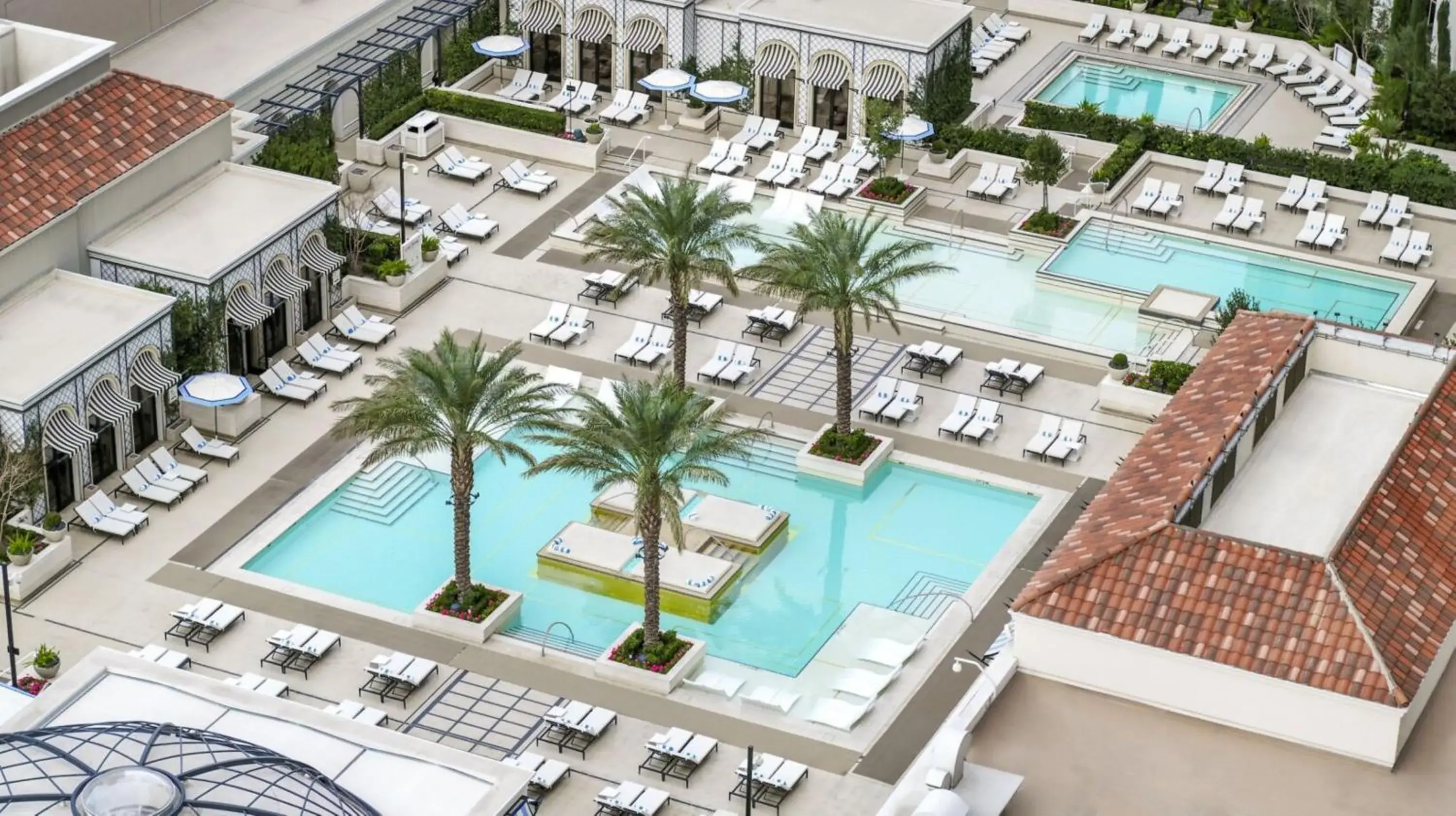 Swimming pool in The Venetian® Resort Las Vegas Swimming pool in The Venetian® Resort Las Vegas