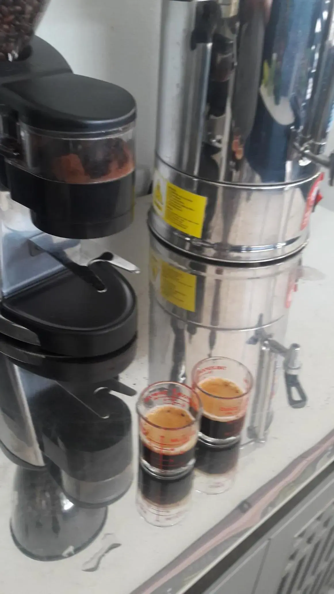 Restaurant/places to eat in Kanlaya Park Restaurant/places to eat in Kanlaya Park