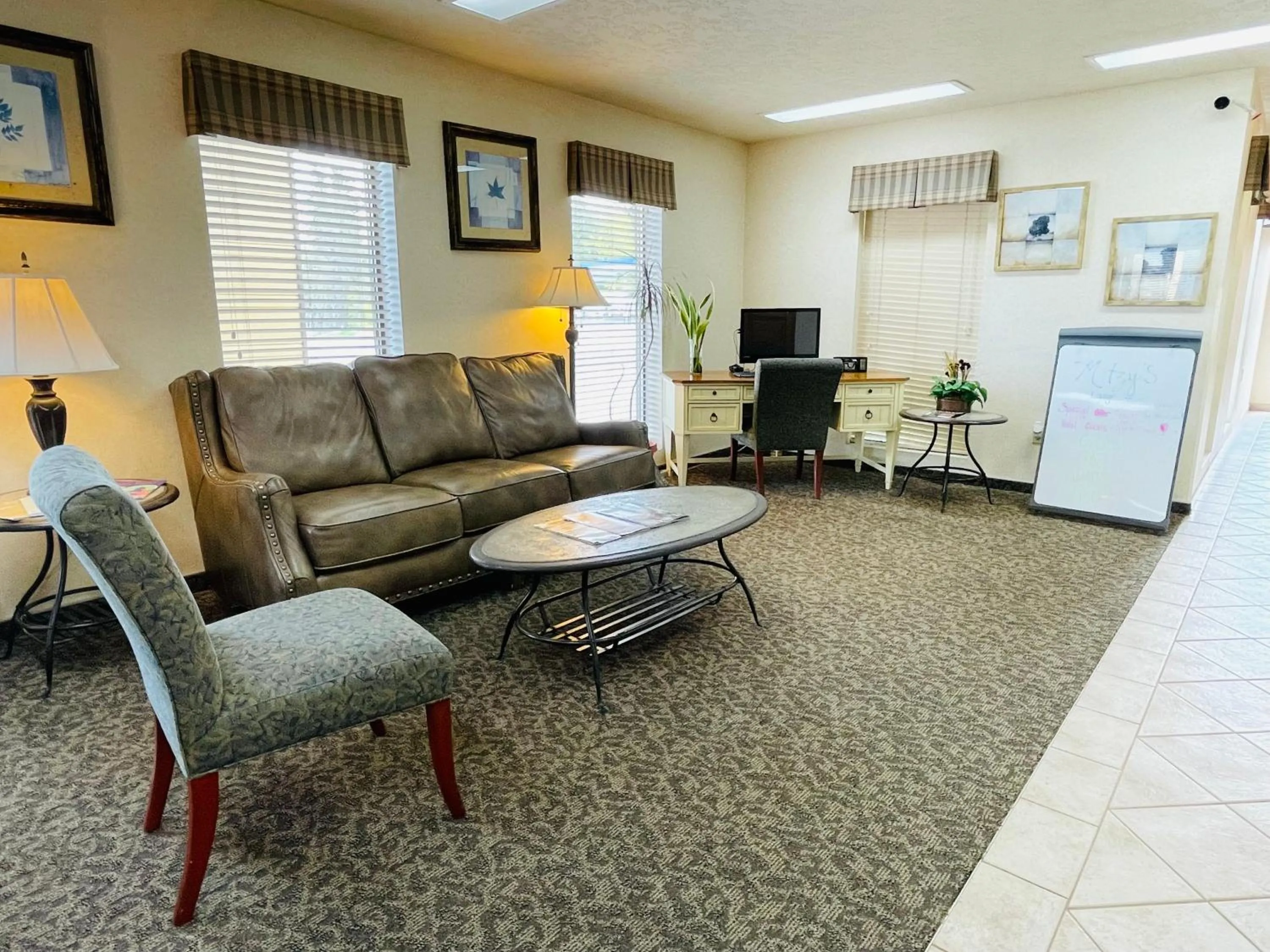 Lobby or reception in America's Best Value Inn Sandpoint