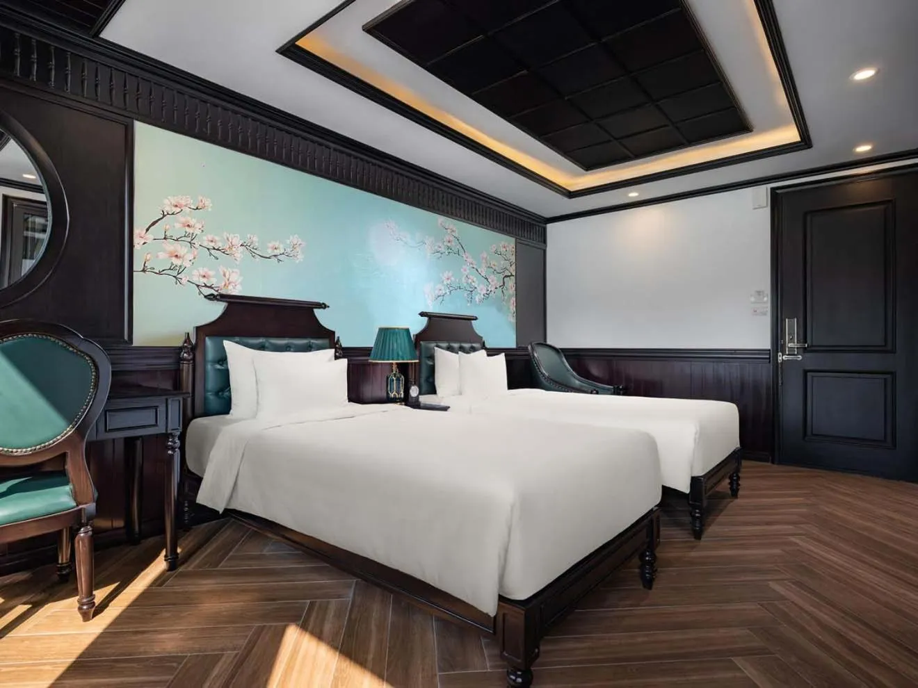 Bedroom, Bed in Rita Cruise