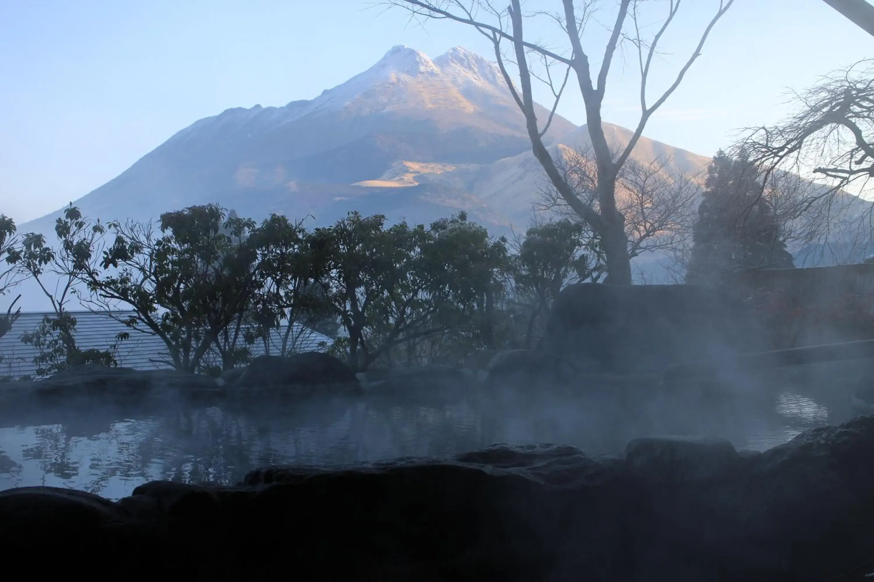 Mountain view in Yufuin-Sanso Waremokou Mountain view in Yufuin-Sanso Waremokou