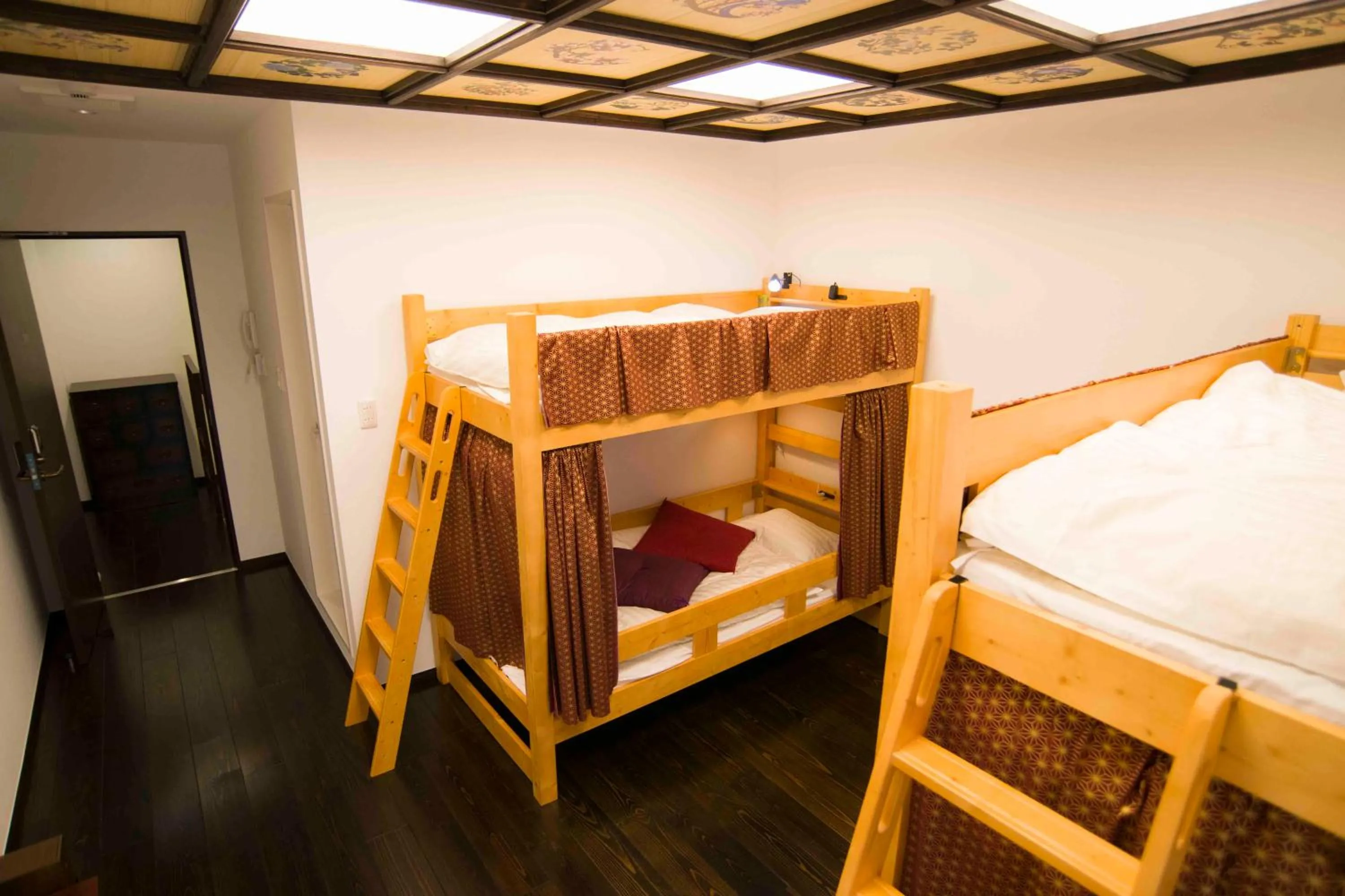 Photo of the whole room, Bed in Shinjuku Miyabi Residence