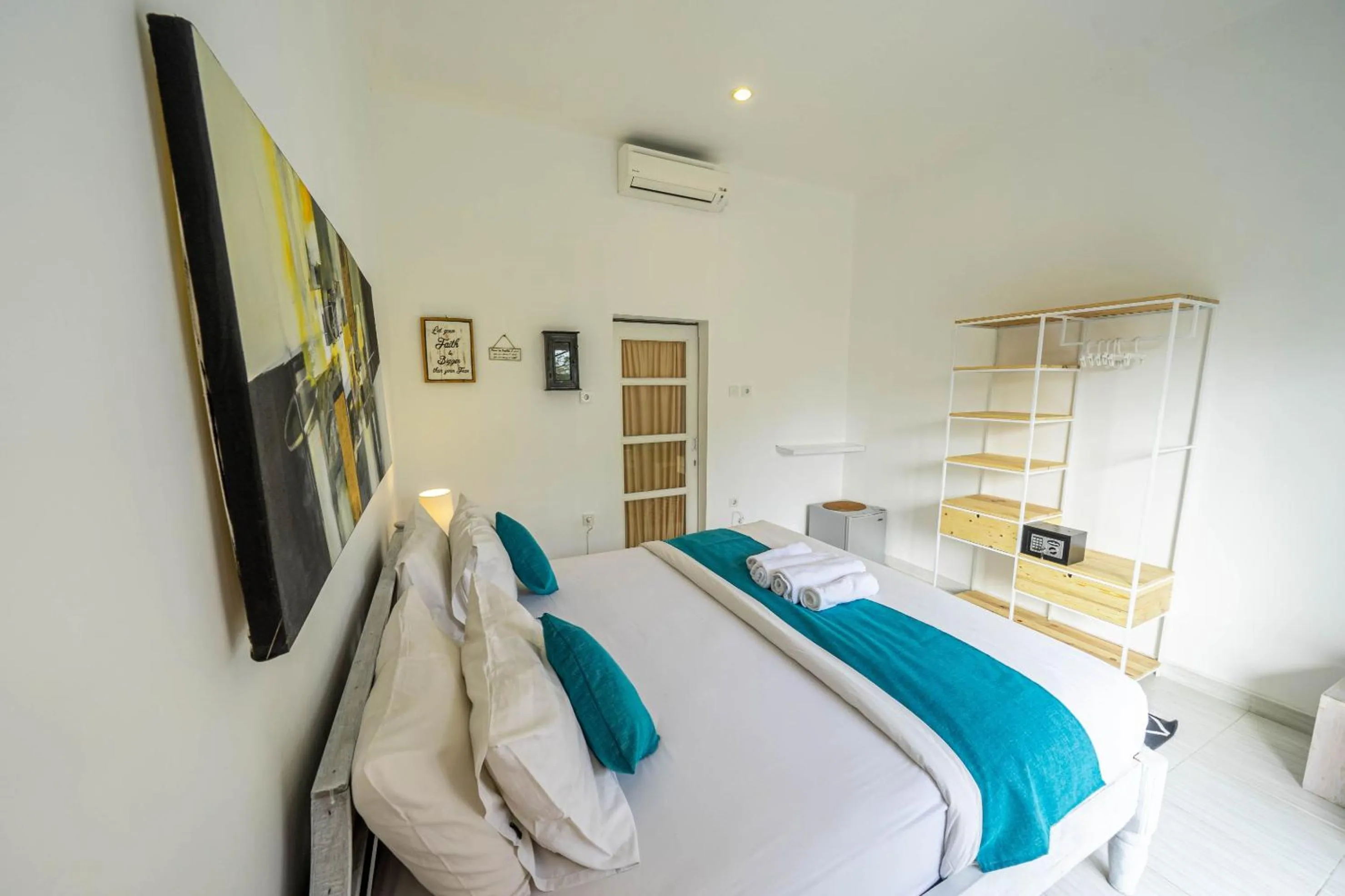 Photo of the whole room in Art Canggu Village