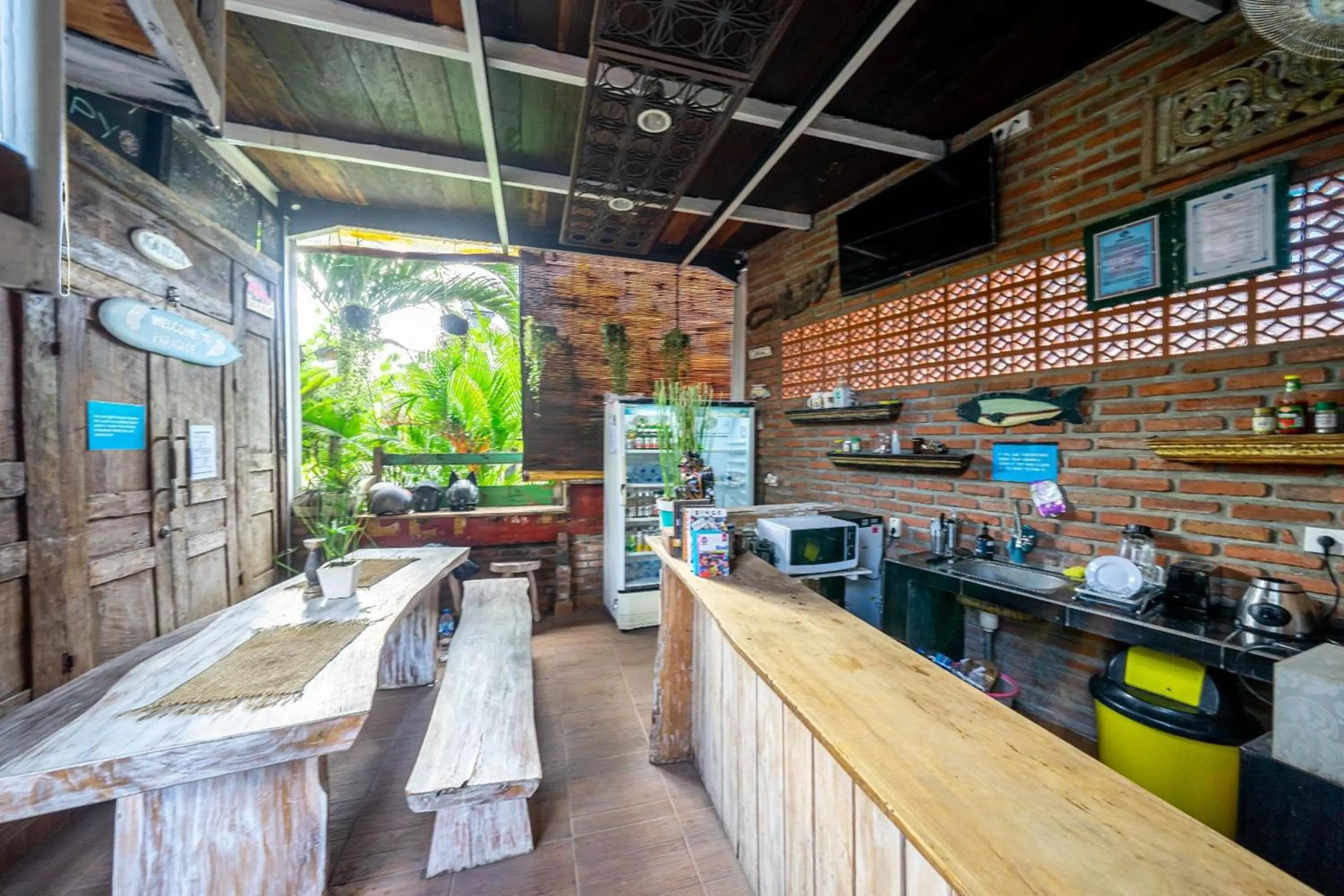Restaurant/places to eat in Art Canggu Village