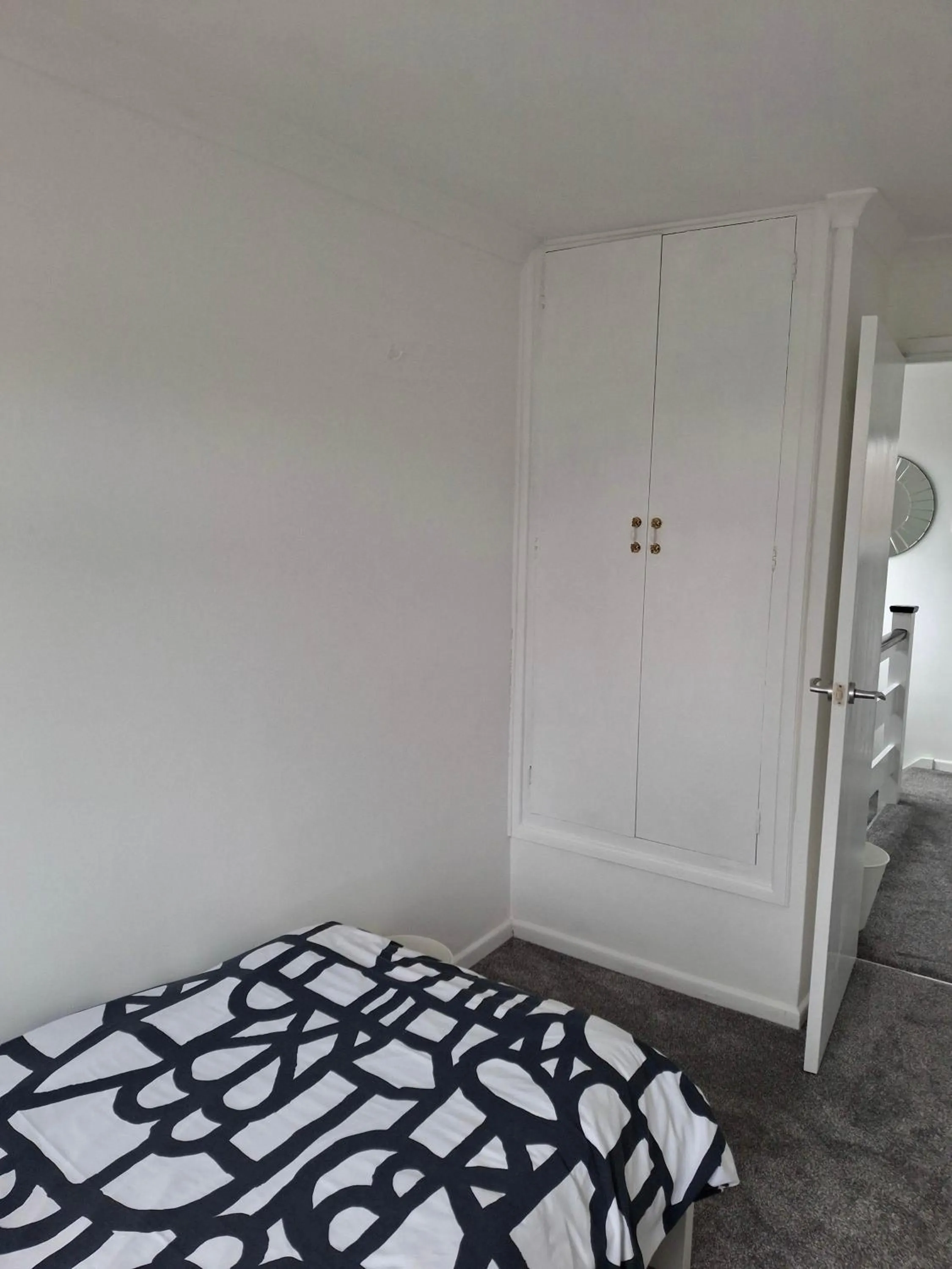 Bed in Nicely decorated 3 bedroom house near Heathrow, London