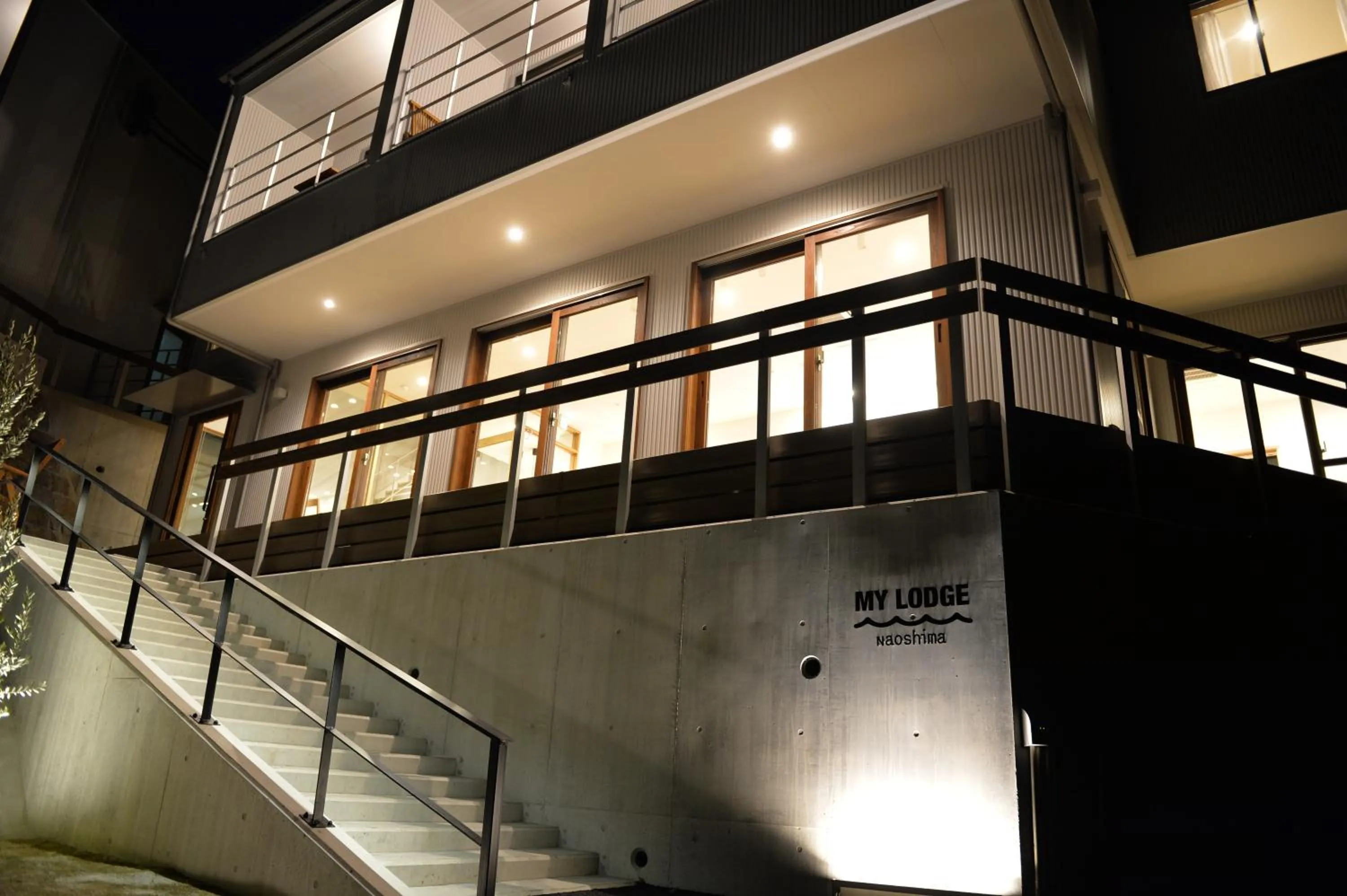 Property building in MY LODGE Naoshima