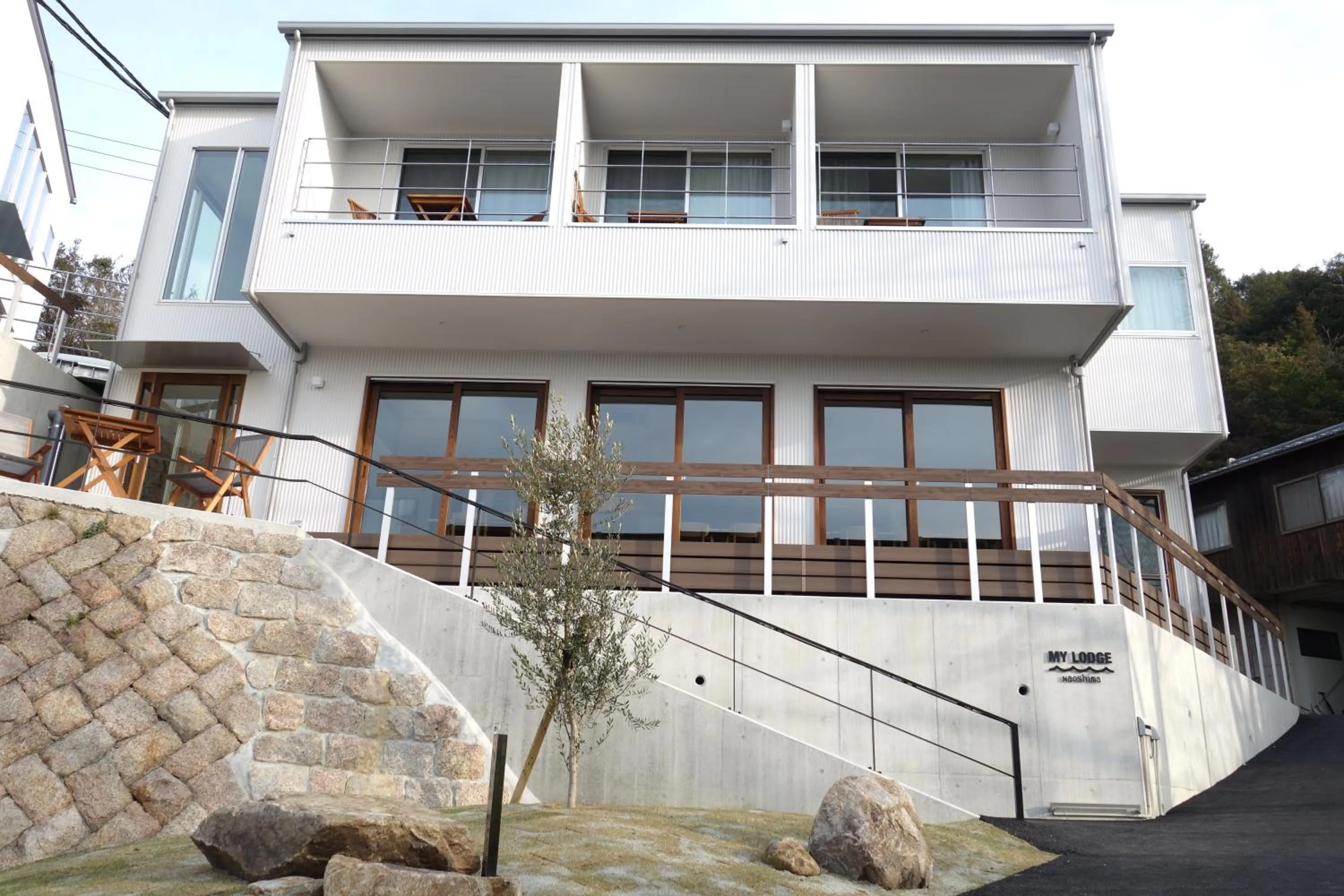 Property building in MY LODGE Naoshima