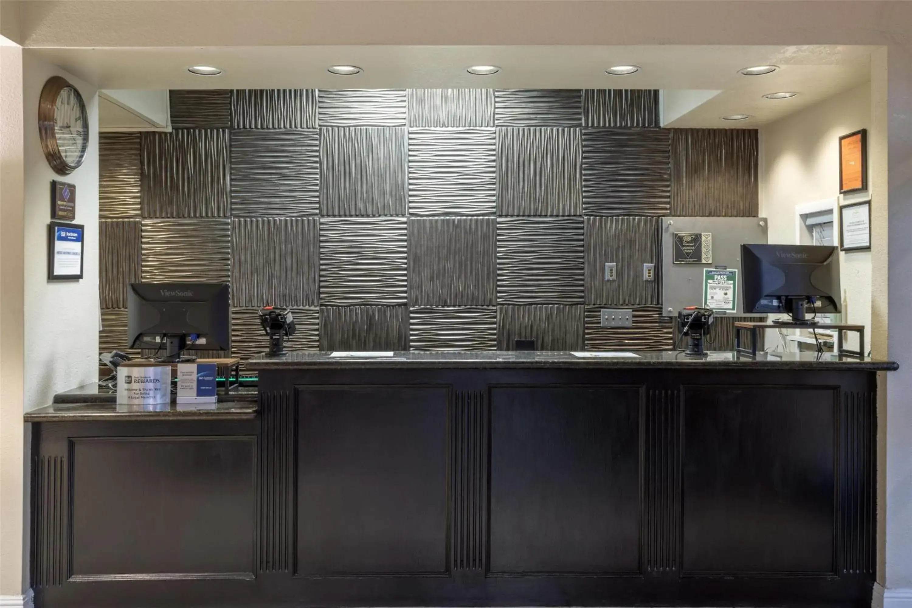 Lobby or reception in Best Western Heritage Inn Lobby or reception in Best Western Heritage Inn