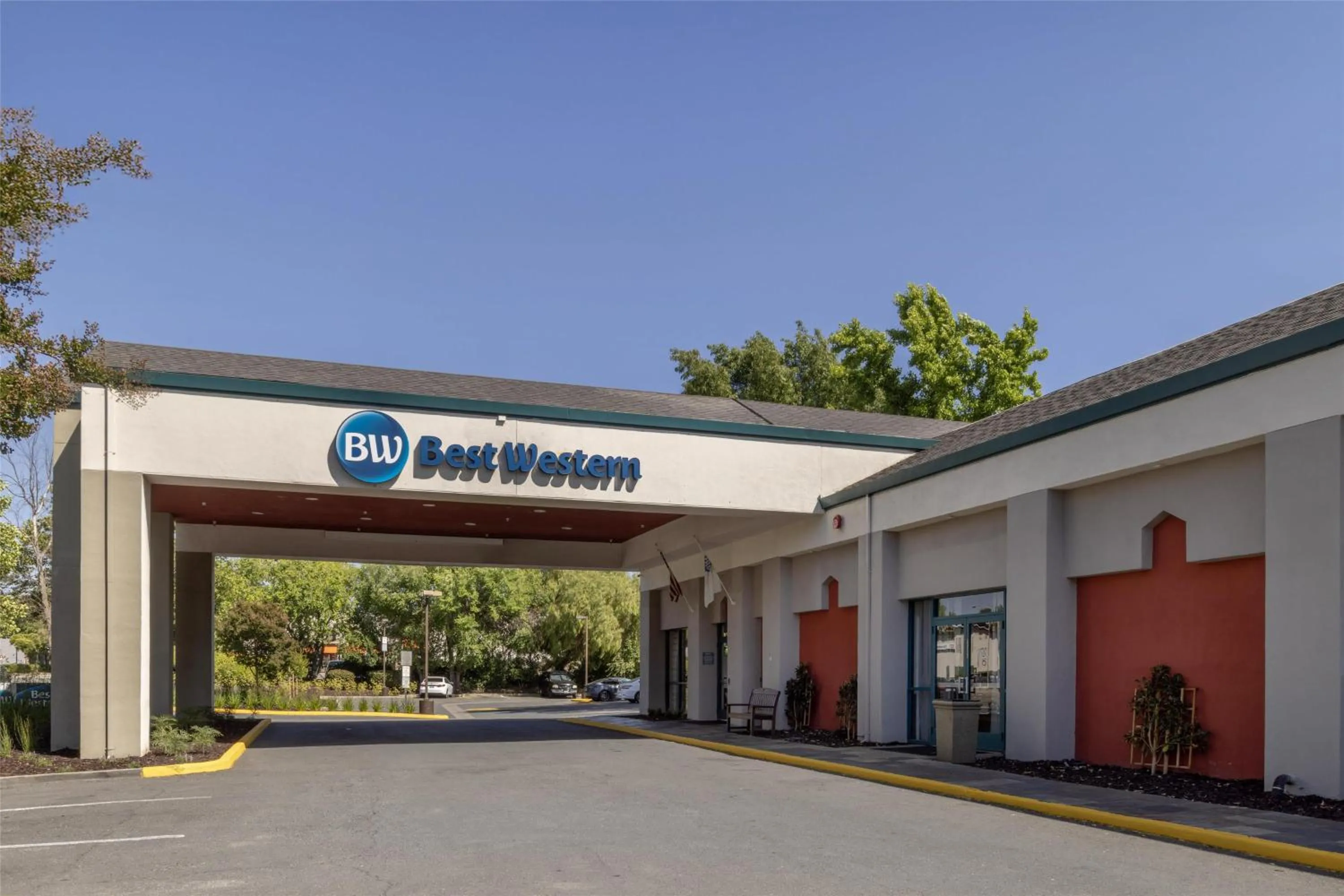 Property building in Best Western Heritage Inn