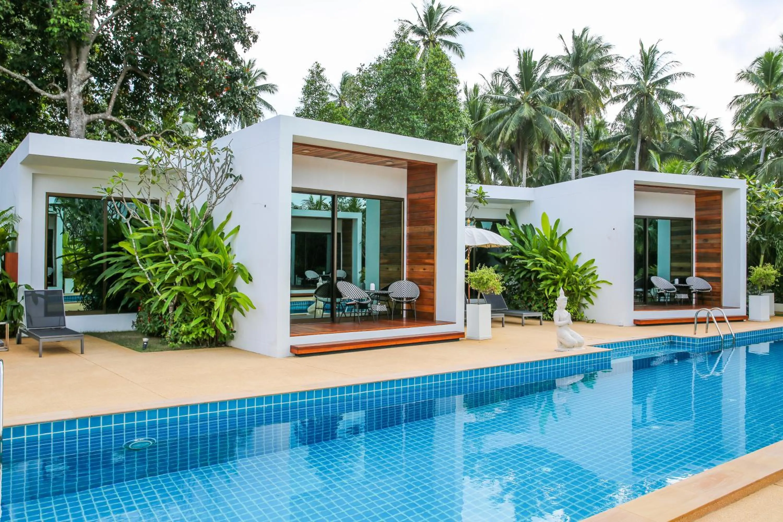 Property building in Zee Luxury Boutique Hotel