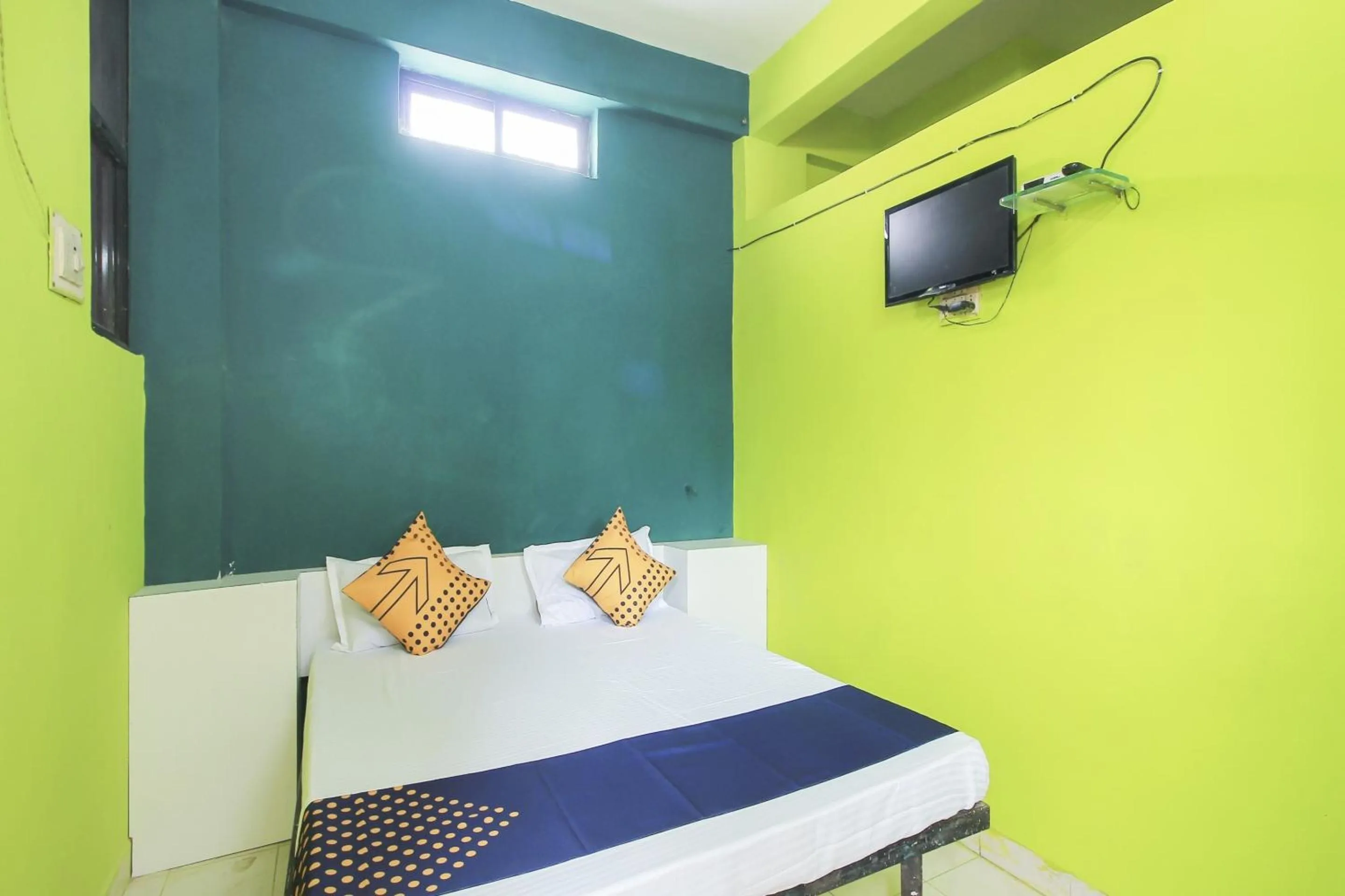 Bathroom in SPOT ON 63695 Hotel Sai Muskaan