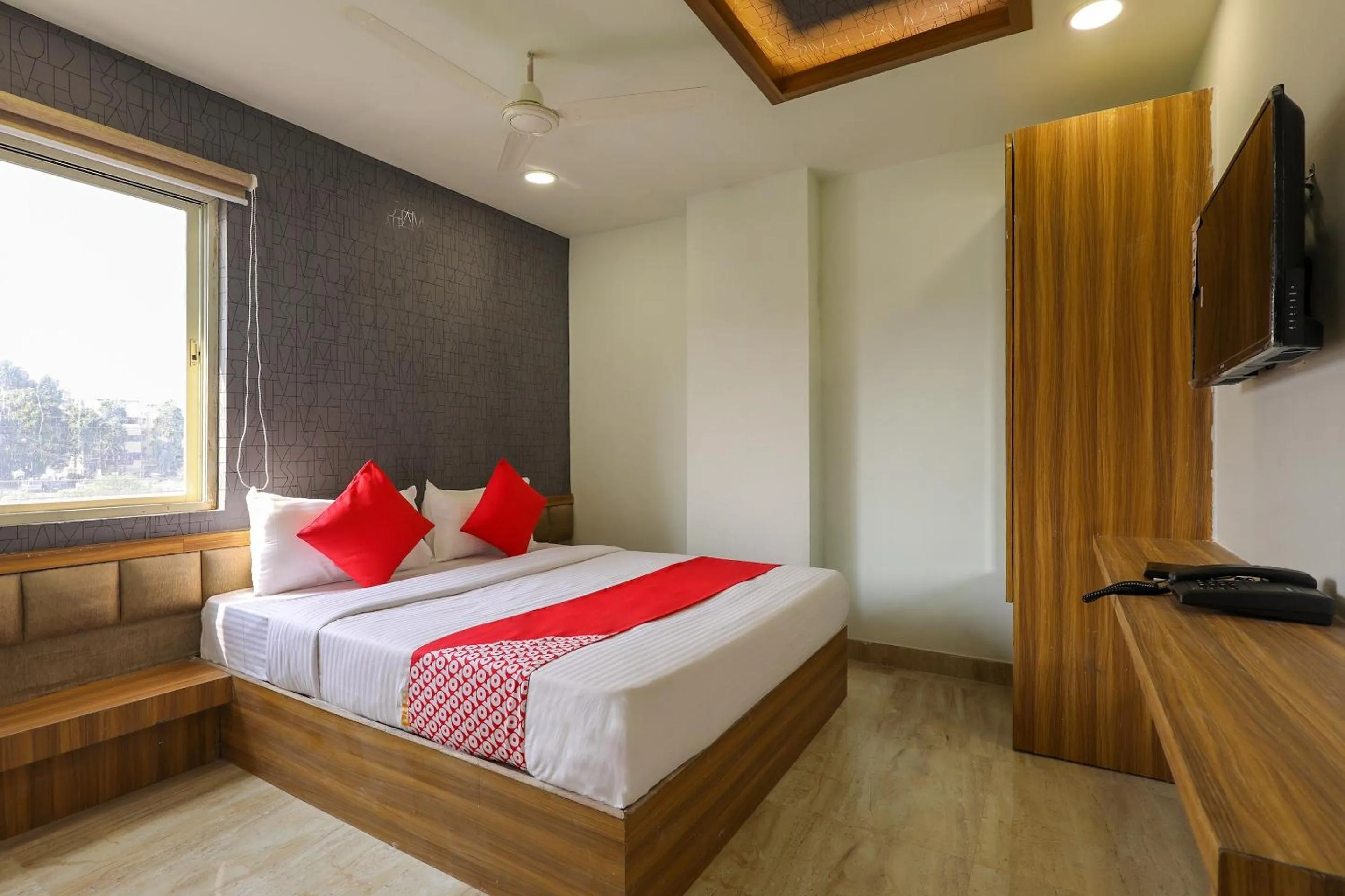 Bedroom in Super Hotel O Pride Inn