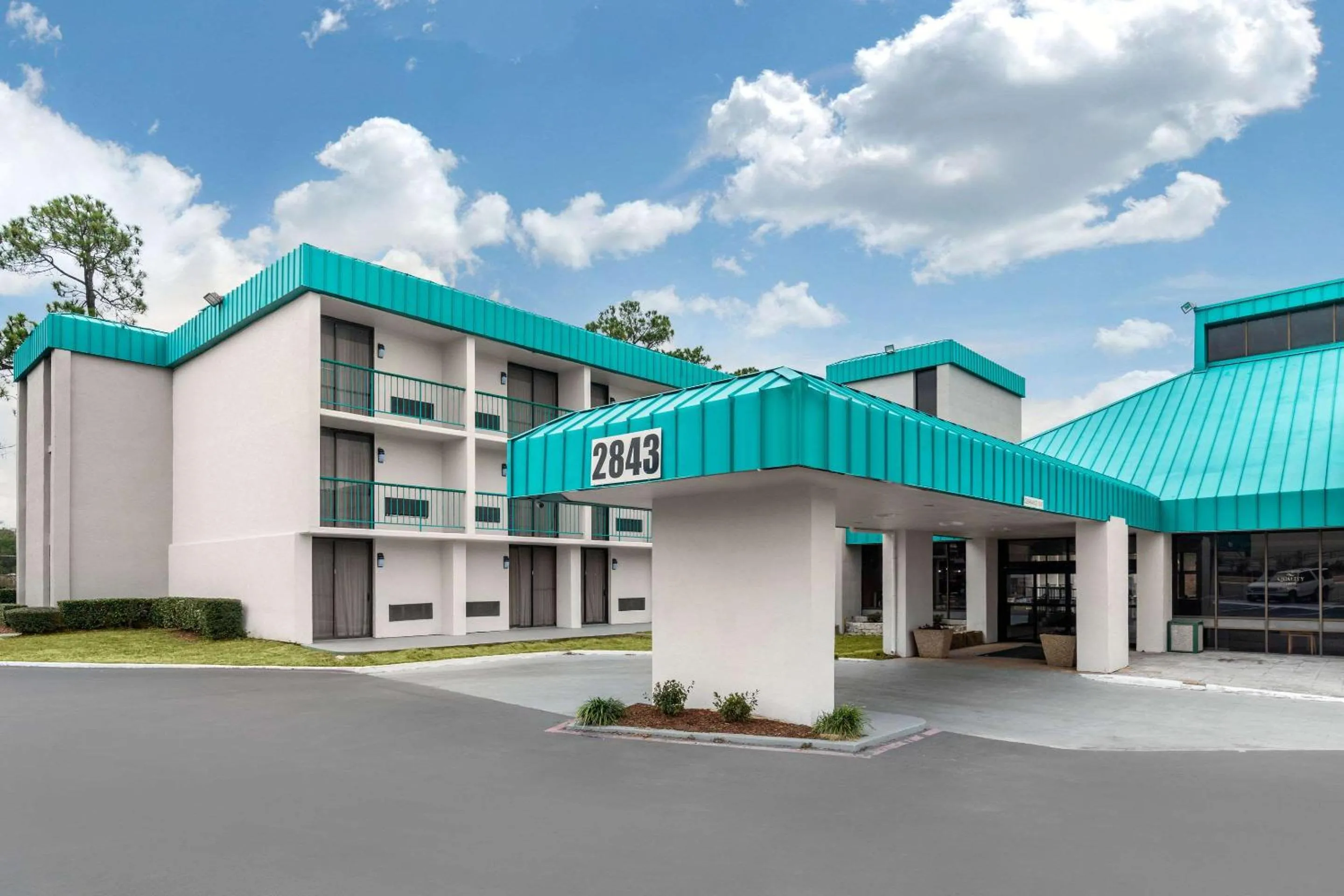 Property building in Quality Inn Tyler - Lindale