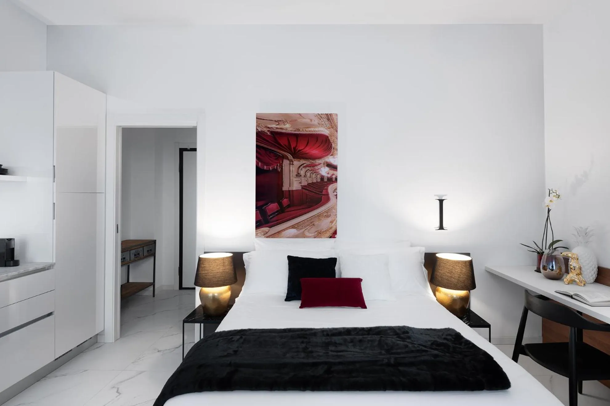 Bed in Aria Boutique Apartments Farneti